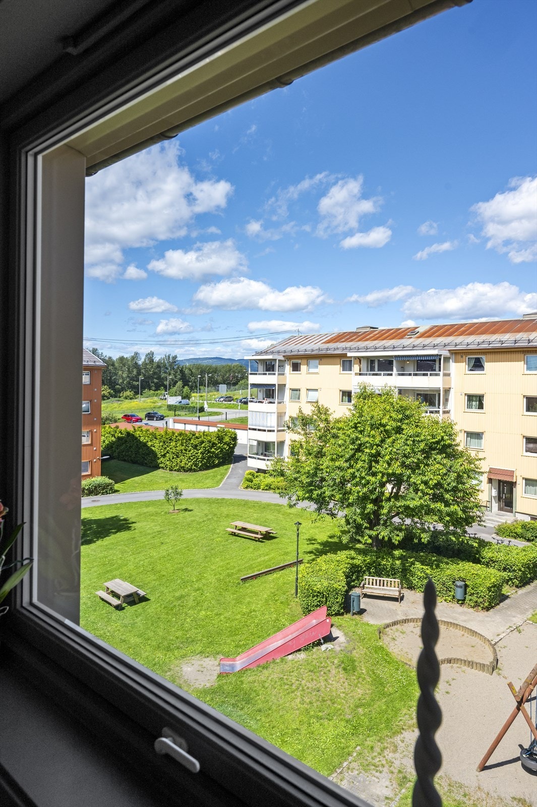 Alle vinduer og balkongdør er fra 2013. Galleribilde