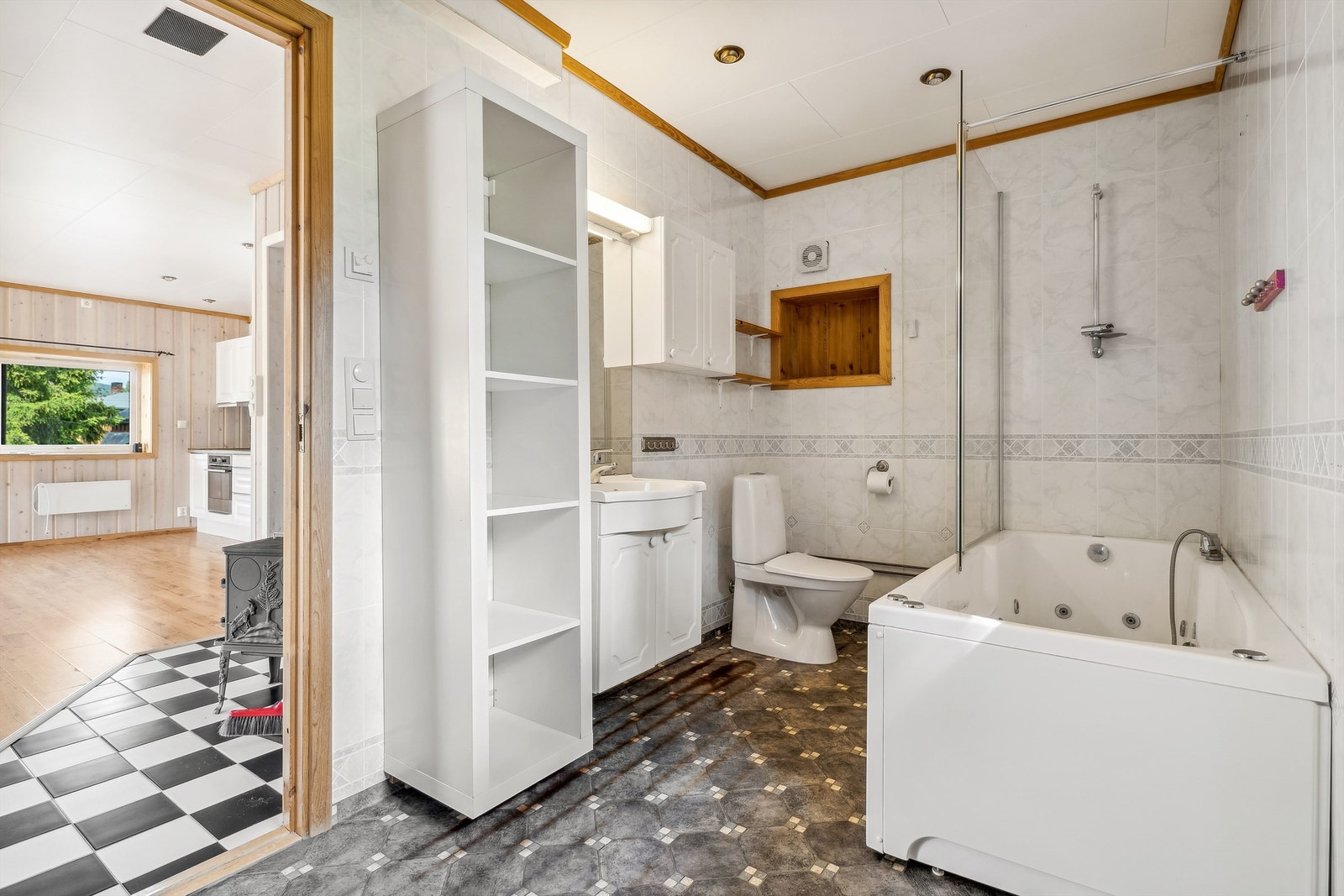 Bad med behov for oppgradering. Galleribilde