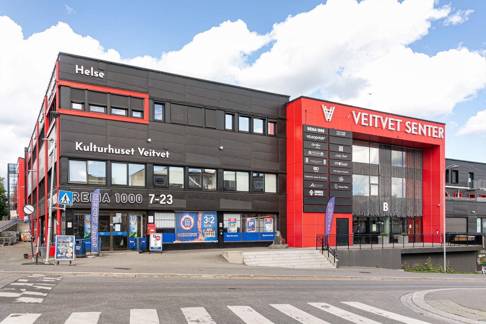 Like i nærheten finner du Veitvet senteret der du har blant annet, Rema 100 du kan benytte deg av for dagligvarehandel. Galleribilde