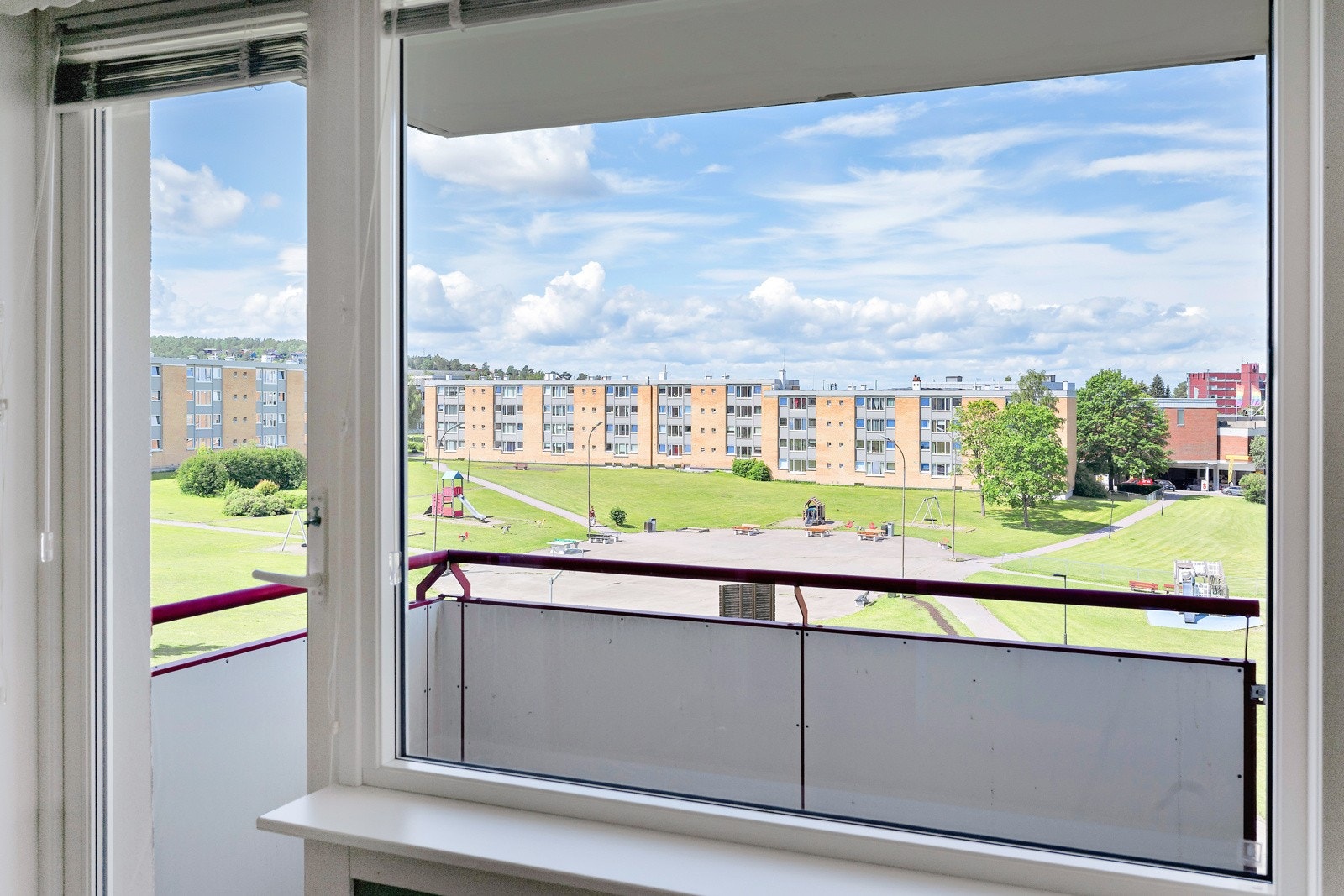 Utsikt fra stuen. Galleribilde