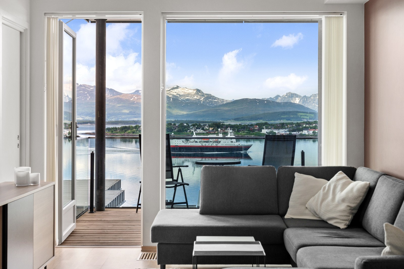 Velkommen til Slipelvvegen 33 - Presentert av Anders Karlstrøm Galleribilde