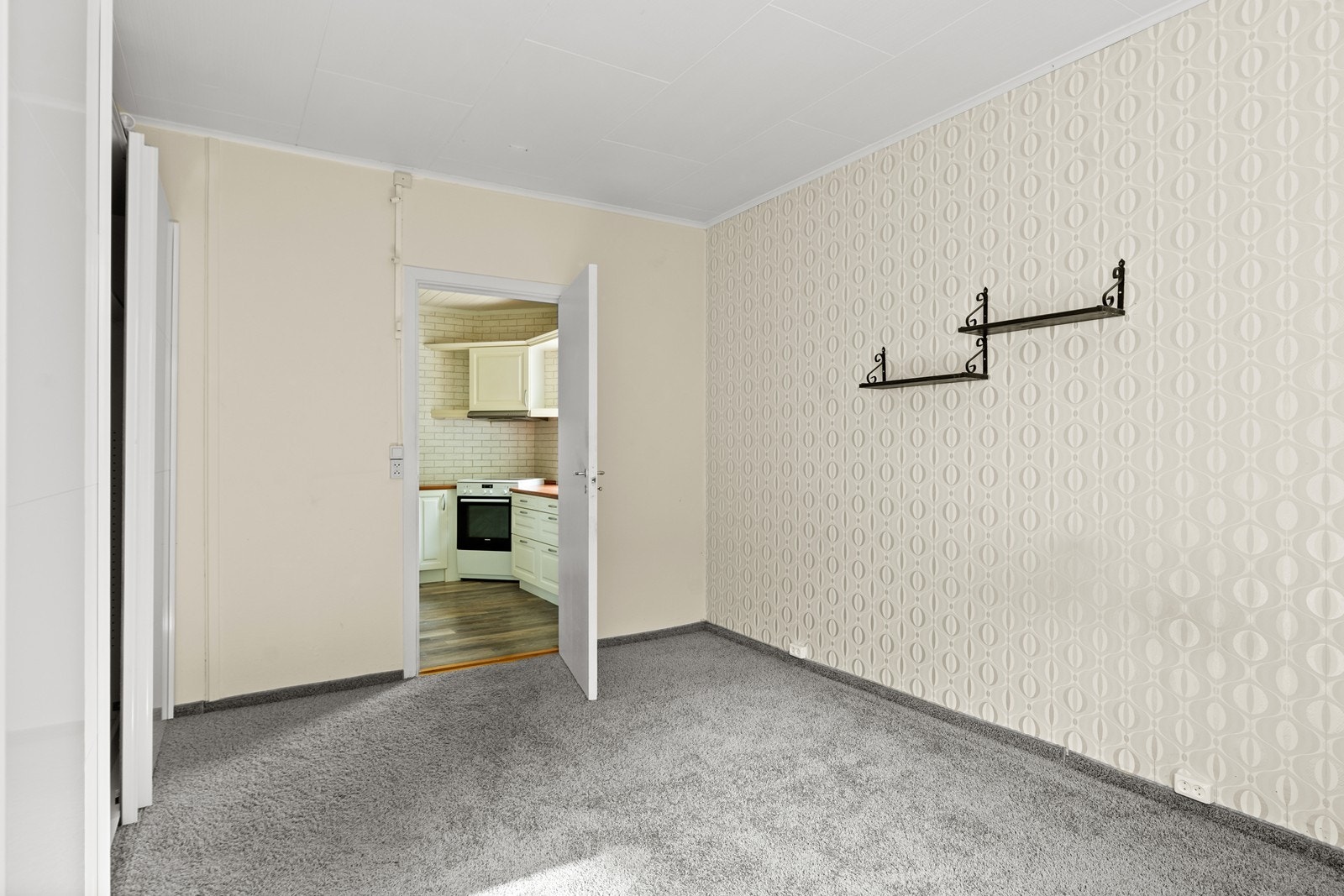 Soverommet har inngang fra kjøkkenet. Galleribilde