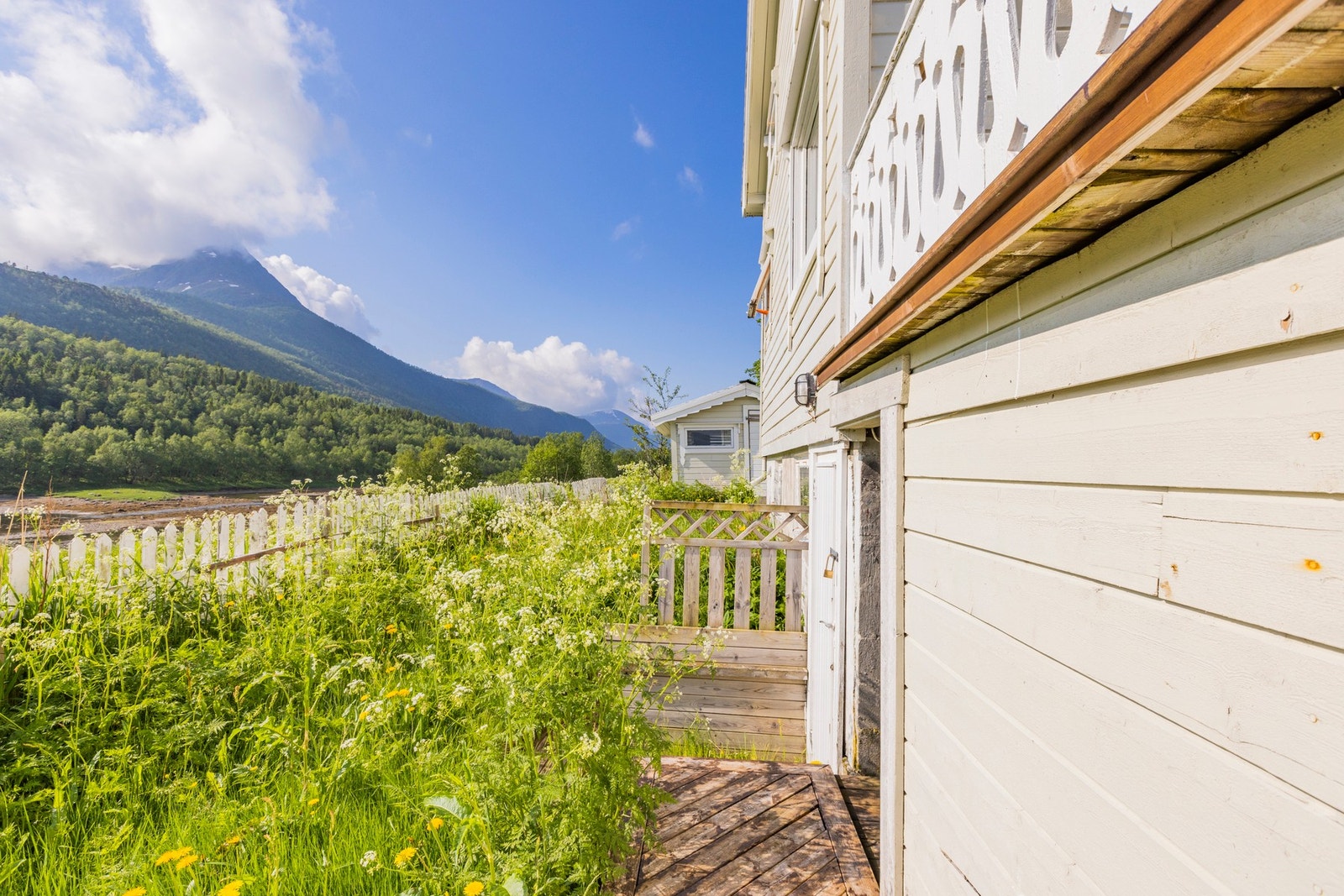 Uteområde Galleribilde