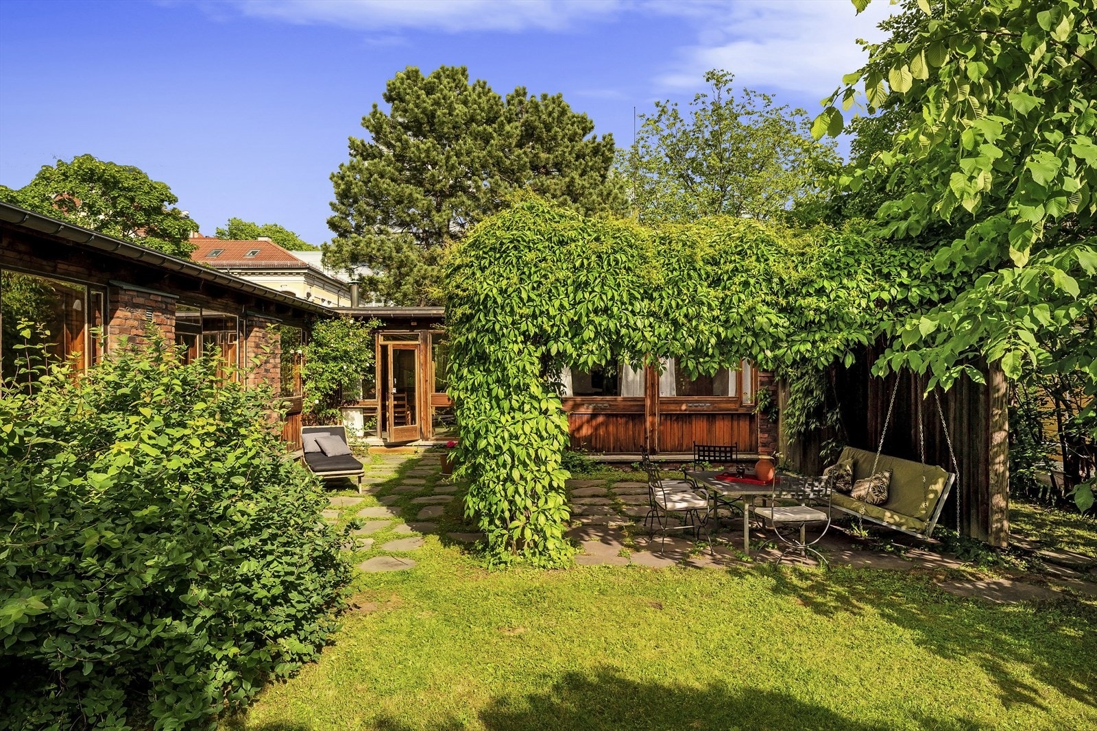 Hagen oppleves som en frodig oase. Galleribilde