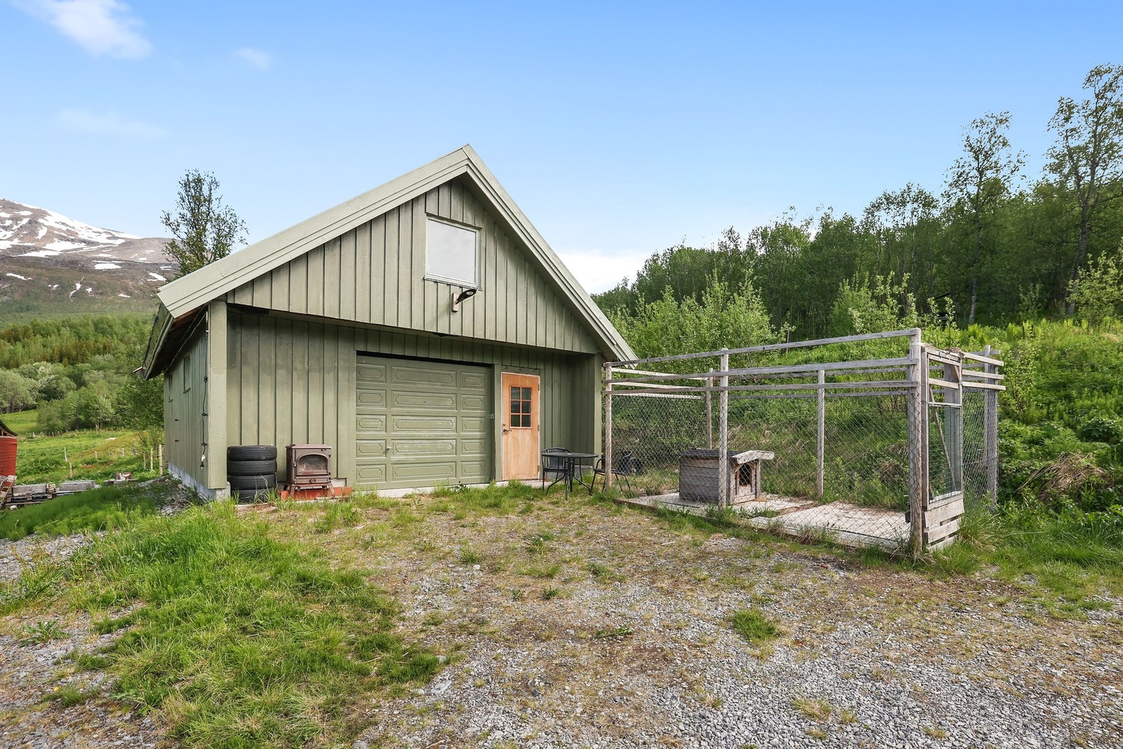 Garasje. Galleribilde