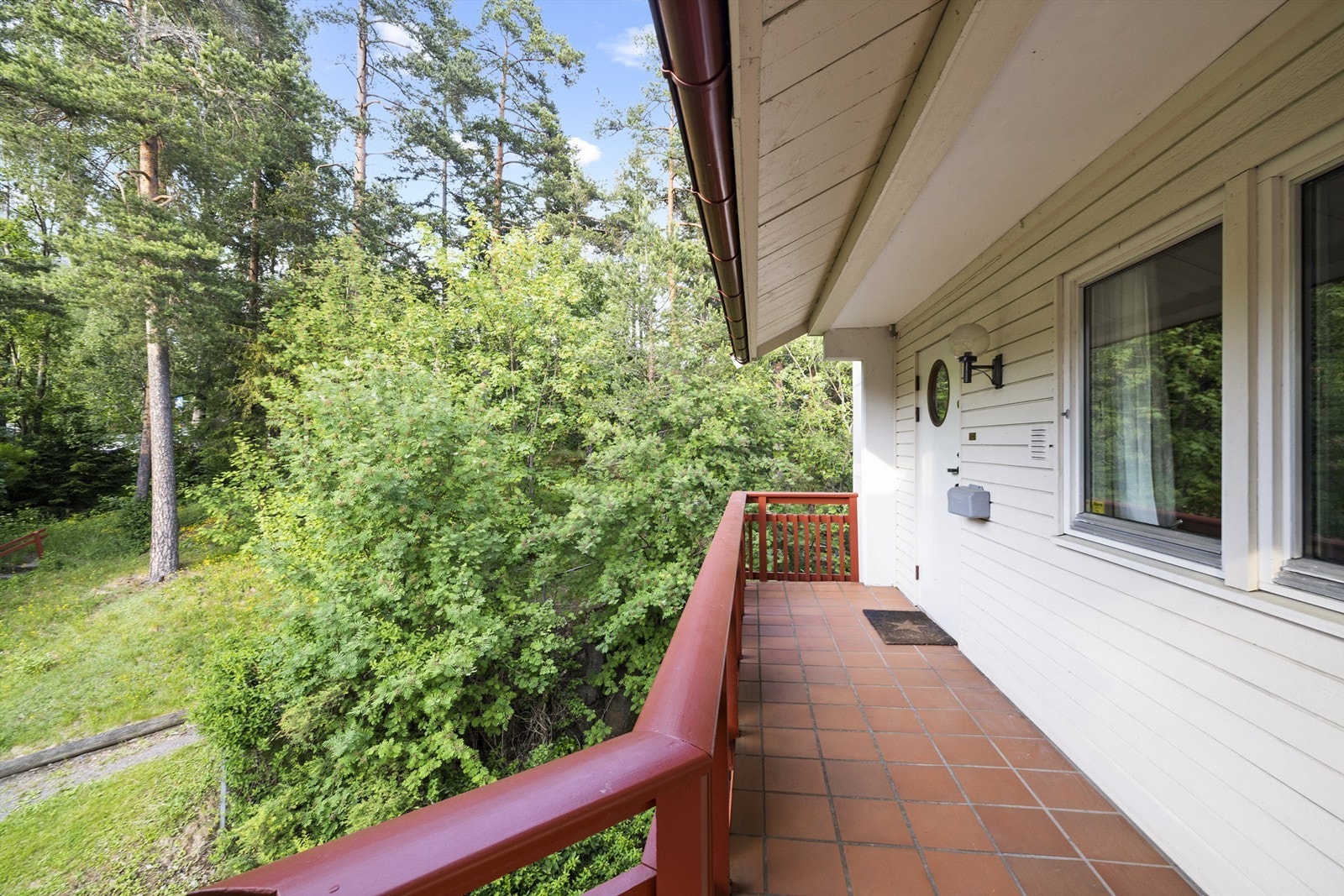 Leiligheten har egen inngangsdør fra svalgang Galleribilde