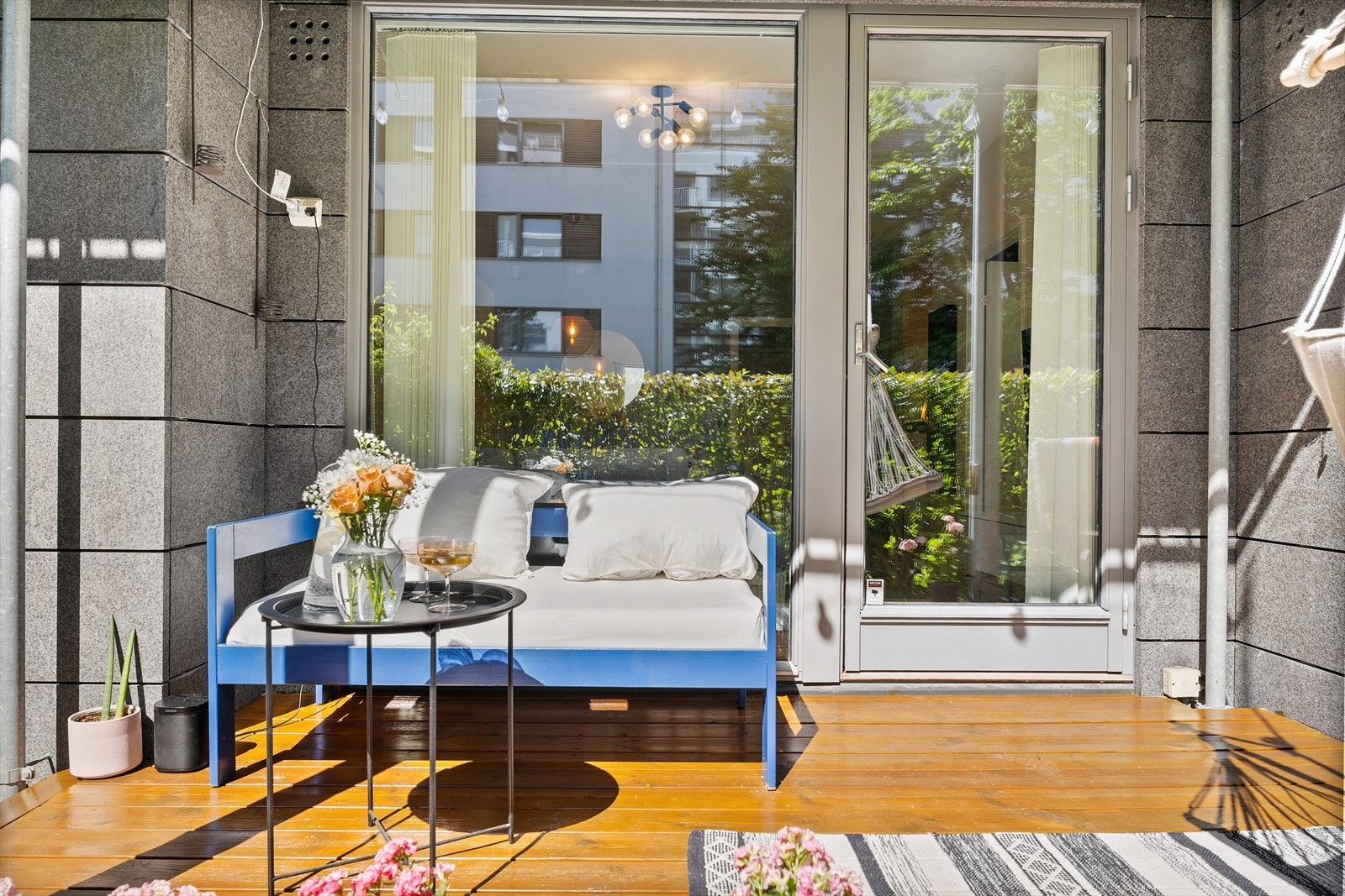 Her bor du stille med grøntområder med cafer/restauranter bare noen minutter unna Galleribilde