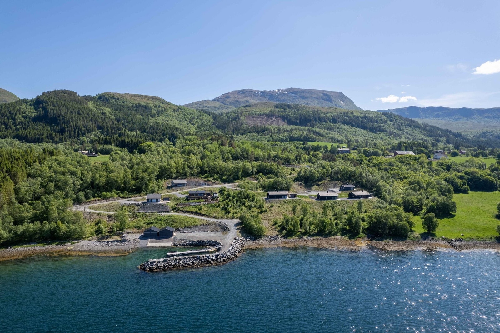 Dronefoto over tomteområdet Galleribilde