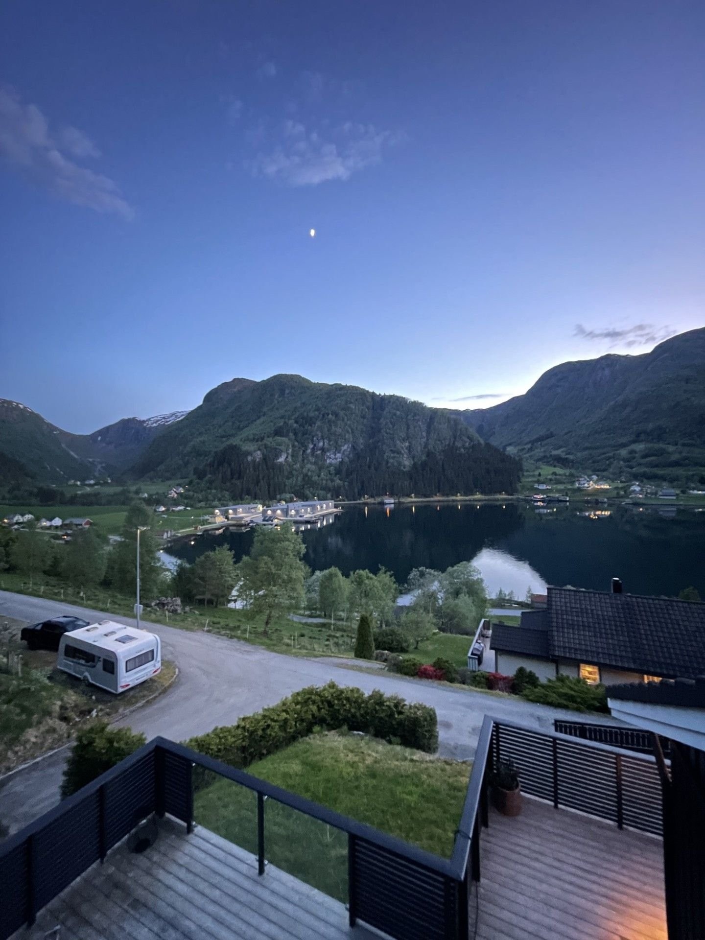 flott utsikt over Steinsvika og Åmelfot Galleribilde