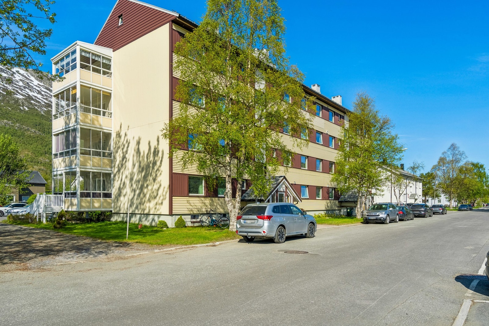 Vi ønsker deg velkommen til en lettstelt leilighet med sentral beliggenhet. Galleribilde