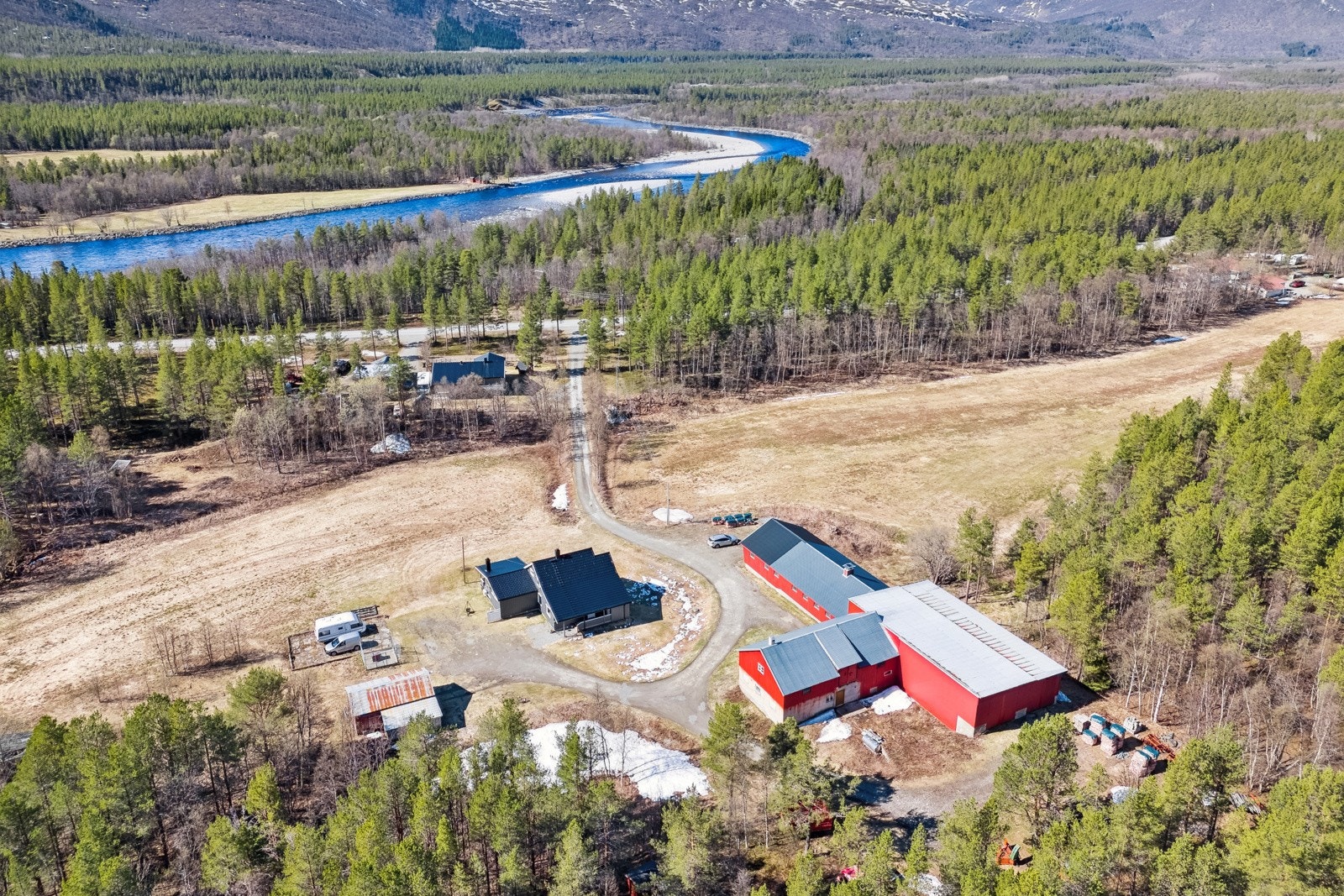 Gårdstun Galleribilde