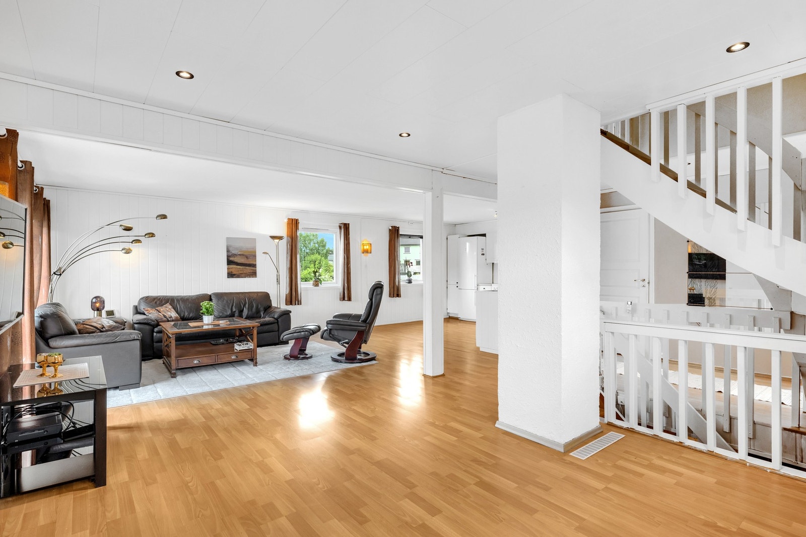 Boligen er på 187 kvm BRA. Galleribilde