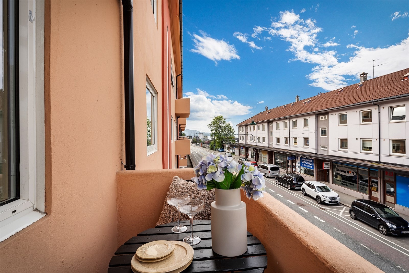 - I tillegg har leiligheten en balkong som er 3 m² - Galleribilde