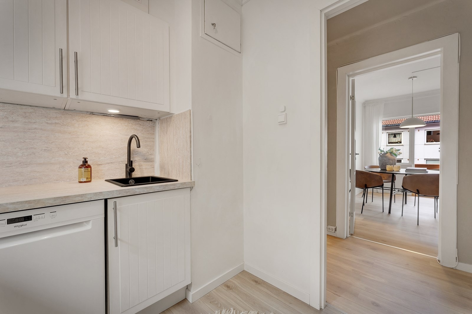 - Kjøkkenet er 6,3 m² - Galleribilde