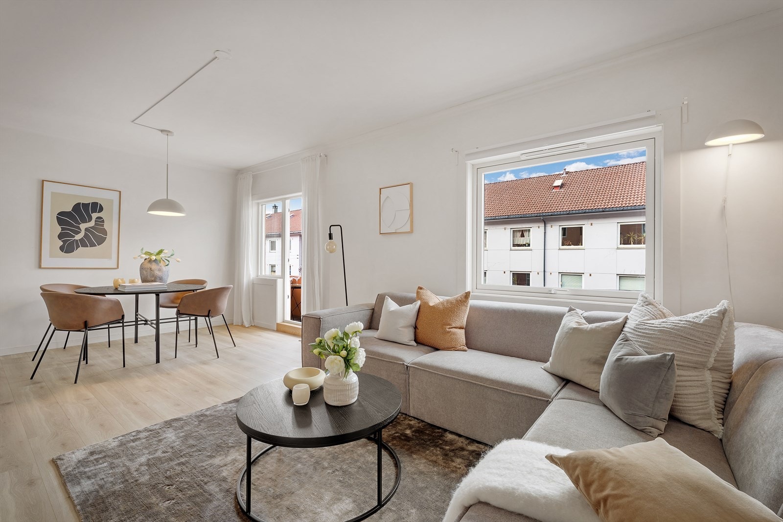- Stuen har en størrelse på 22 m² - Galleribilde