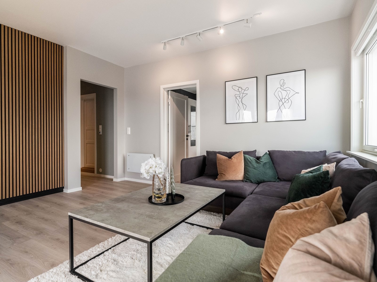 God plass for flere møbleringssoner. Galleribilde