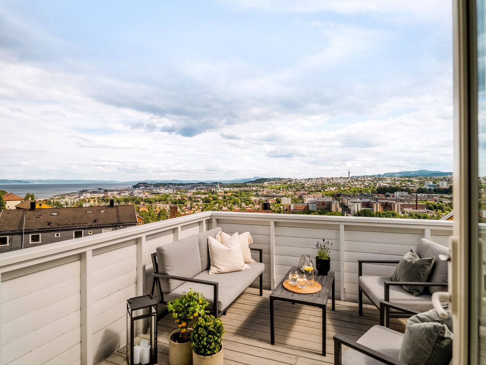 Lave felleskostnader på kr.1500. Galleribilde