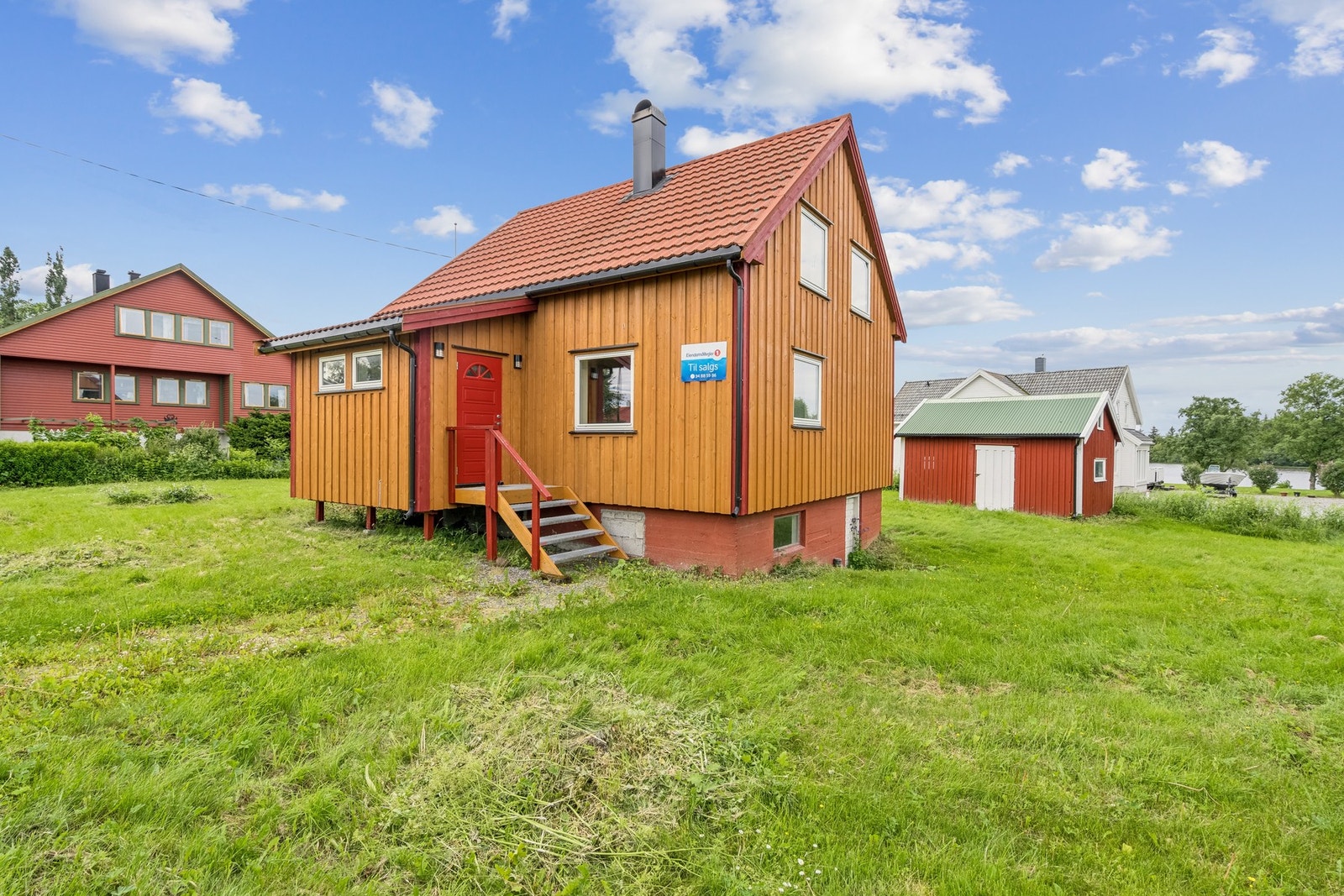 Velkommen til Lysthusskogveien 3 på Tjøtta! Galleribilde