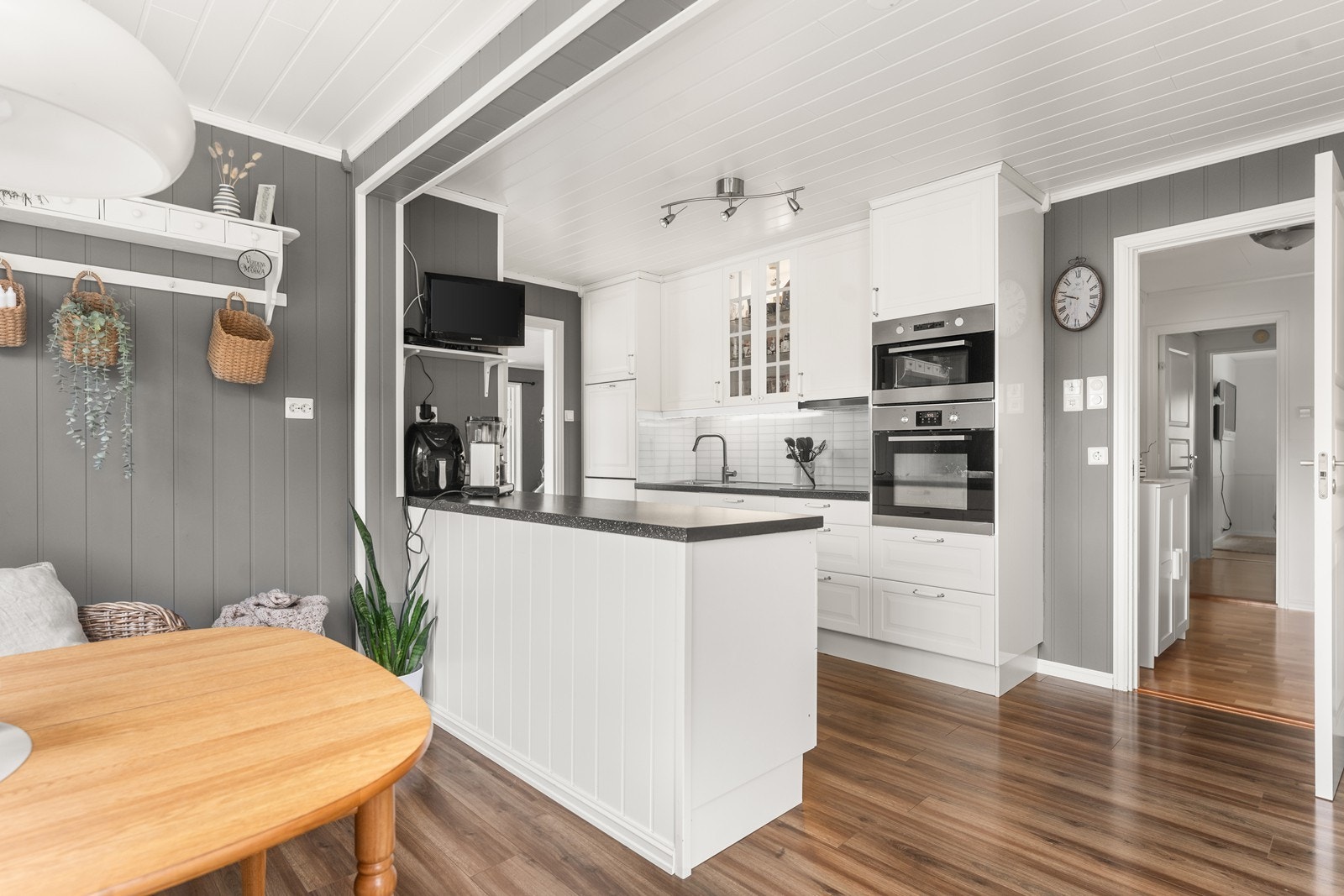 Integrerte hvitevarer medfølger salget Galleribilde