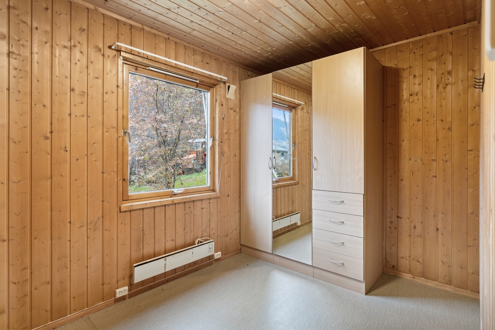 På hovedplan er det tre soverom av god størrelse Galleribilde
