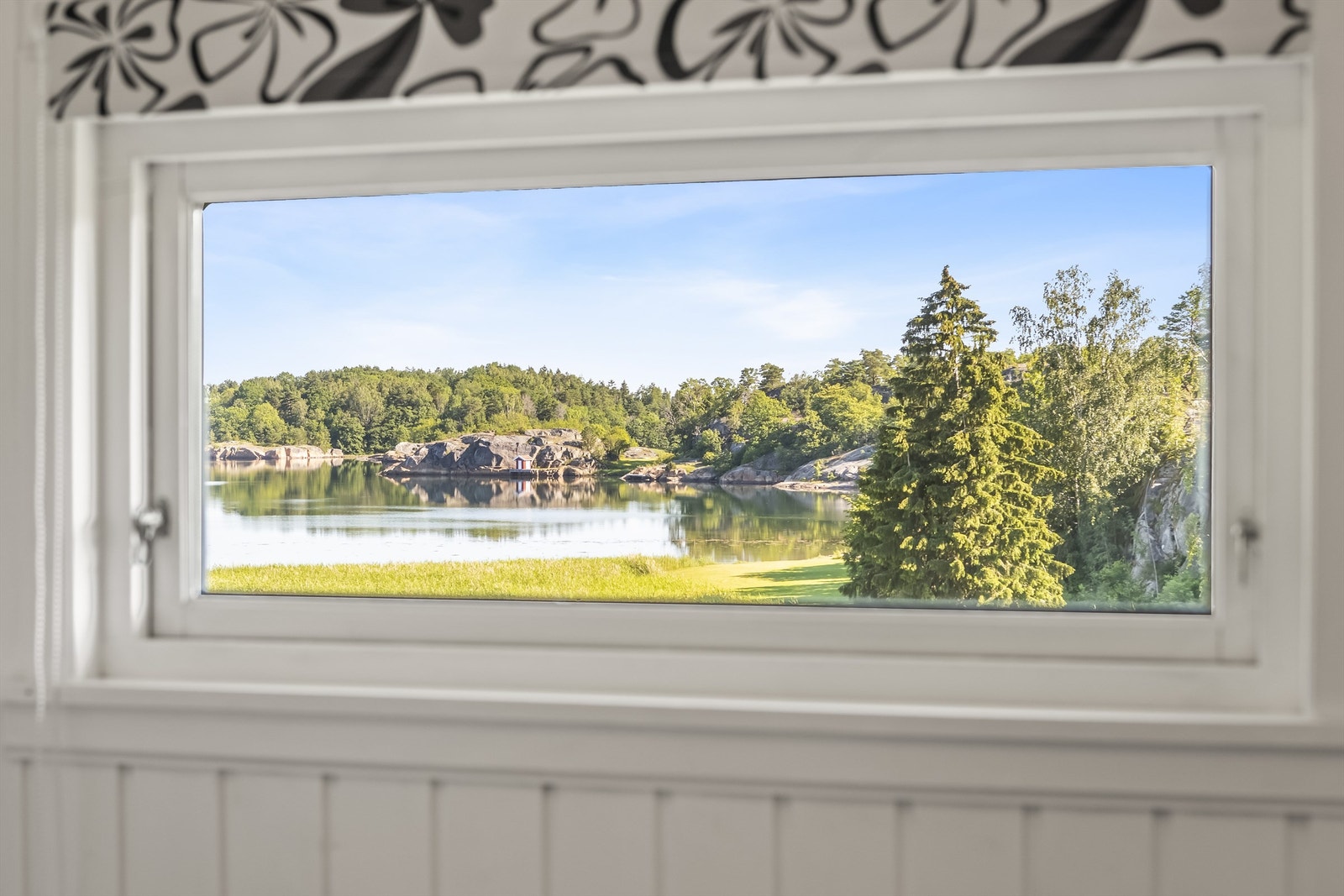 Utsikt fra hovedsoverom. Galleribilde