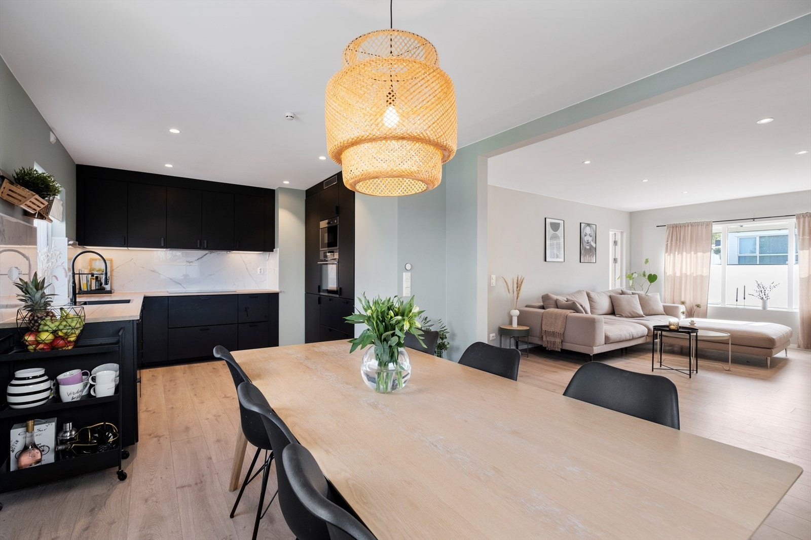 Velkommen til Harhaugvegen 2 Galleribilde