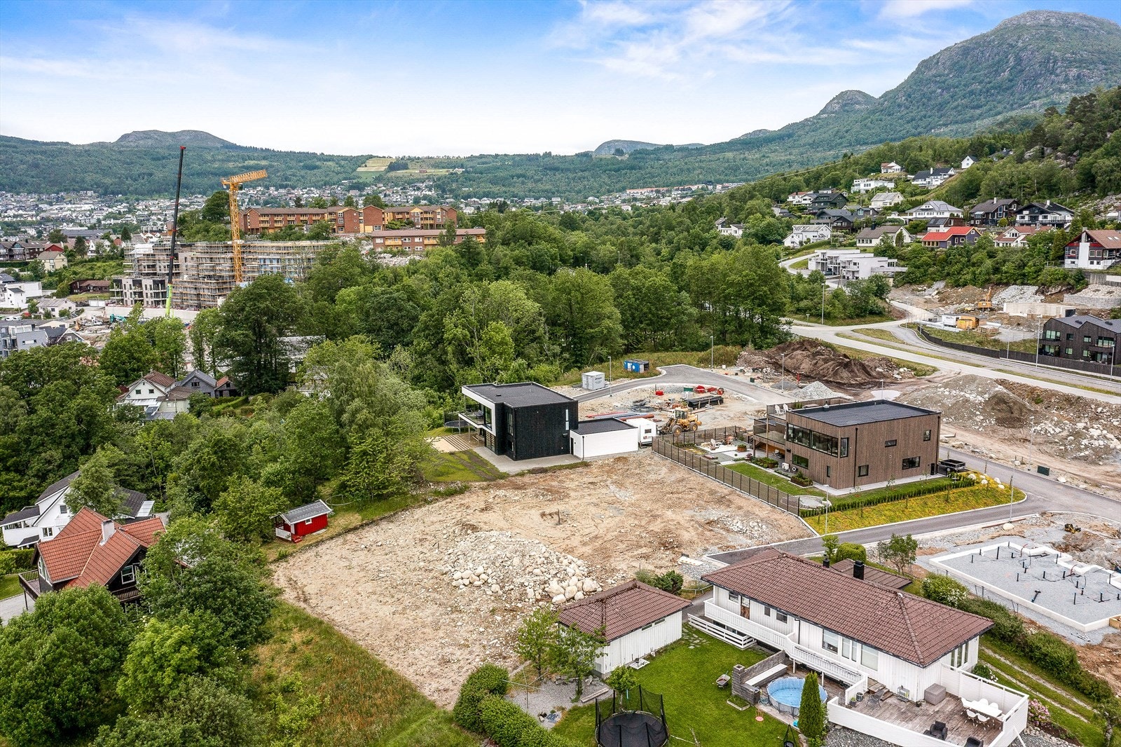 Strand kommune kan by på en rekke friluftsaktiviteter hvor klatring, stisykling, skating, golf, padling, toppturer og mye mer kan bli en del av hverdagen din. Galleribilde