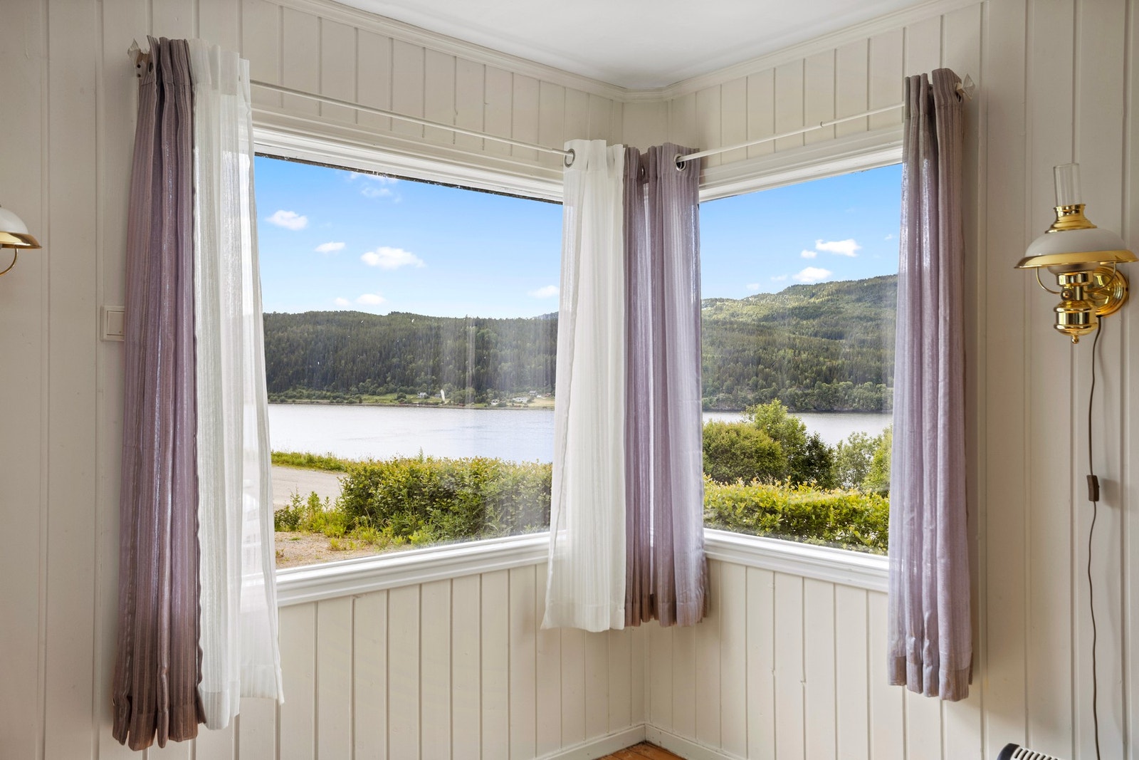 Pen sjøutsikt fra stuen! Galleribilde