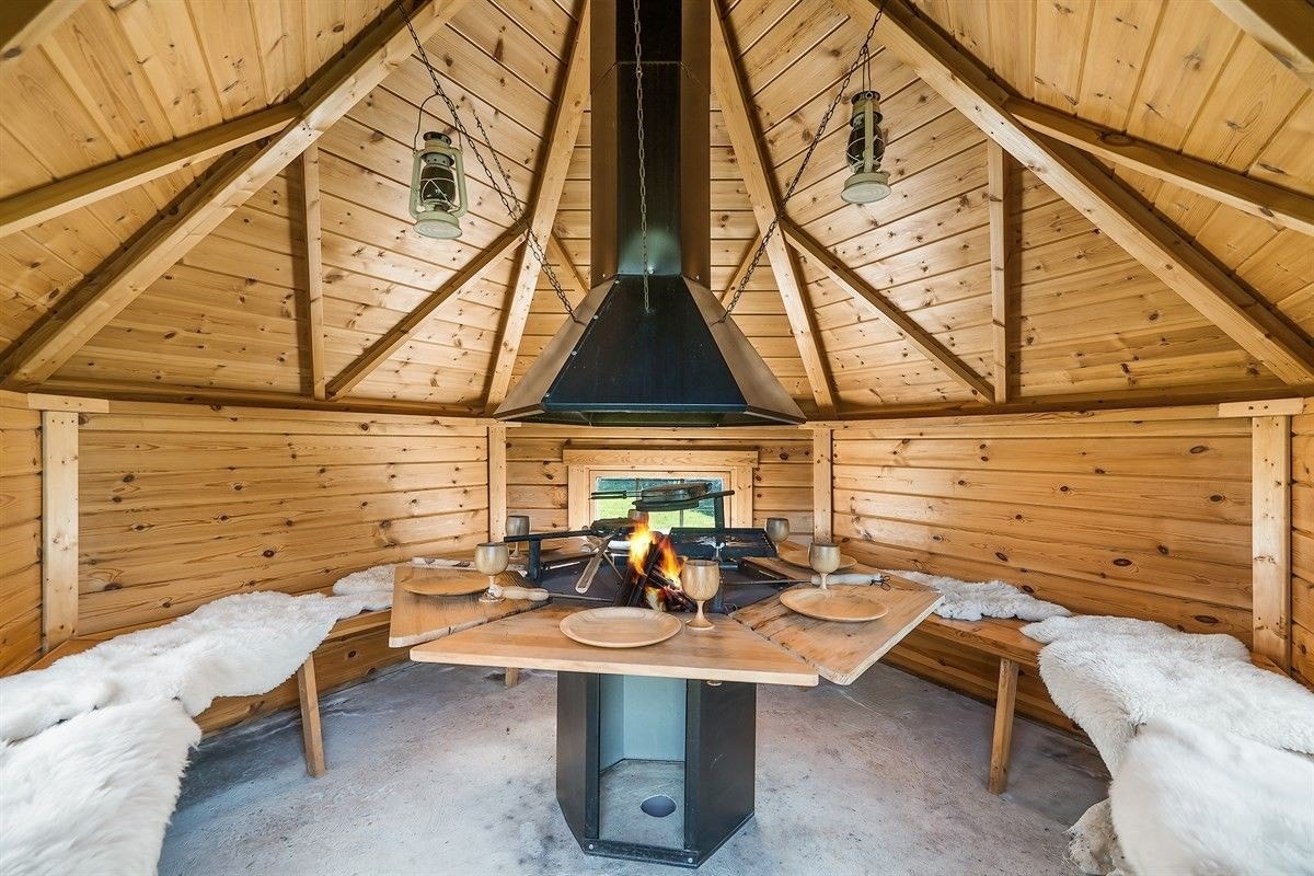 Velkommen inn til grillhytta! Galleribilde