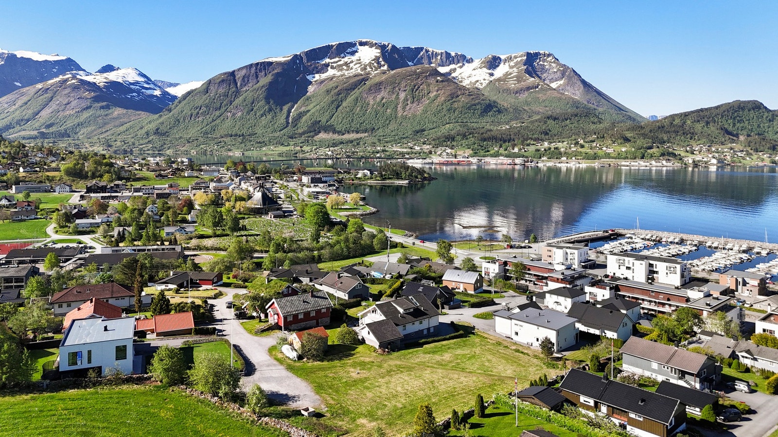 Ta kontakt med megler for tomtevisning! Galleribilde