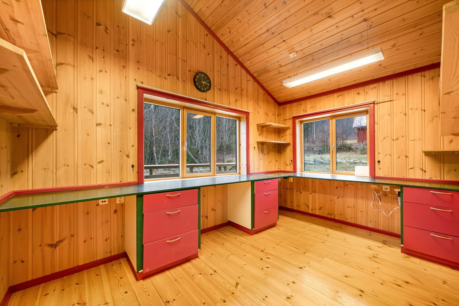 Soverom 3/hobbyrom ligger innenfor stuen Galleribilde