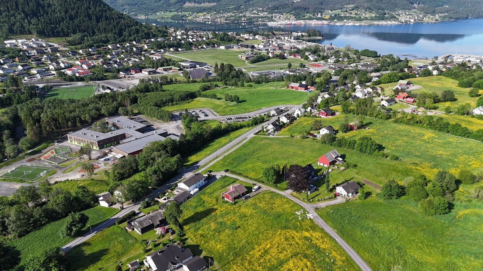Tomtene selges uten byggeklausul, så her kan du bygge drømmehuset med fritt valg av husleverandør. Galleribilde