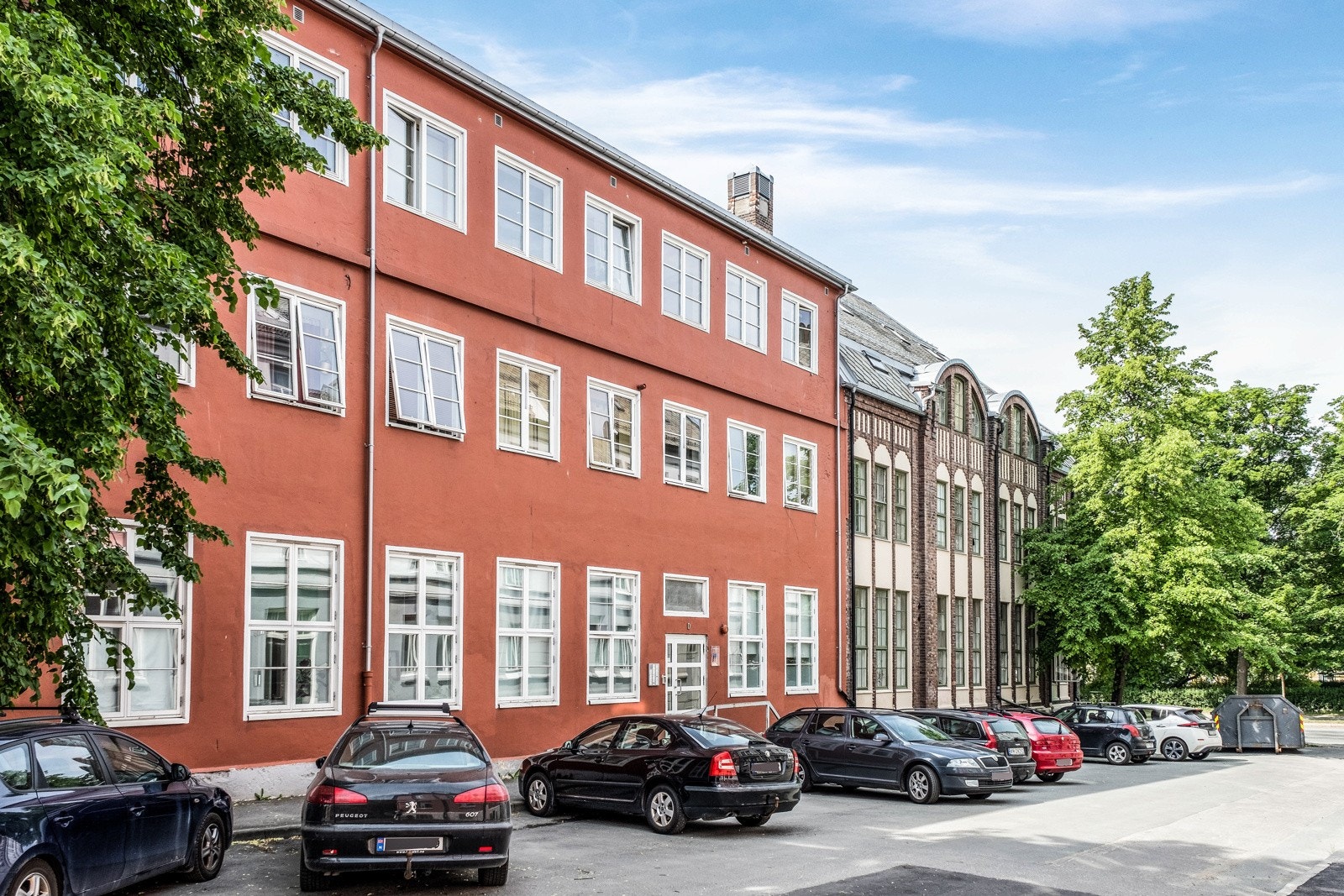 Bygget er opprinnelig en fabrikk fra 1906, men ble i 2006 omgjort til leiligheter. Galleribilde