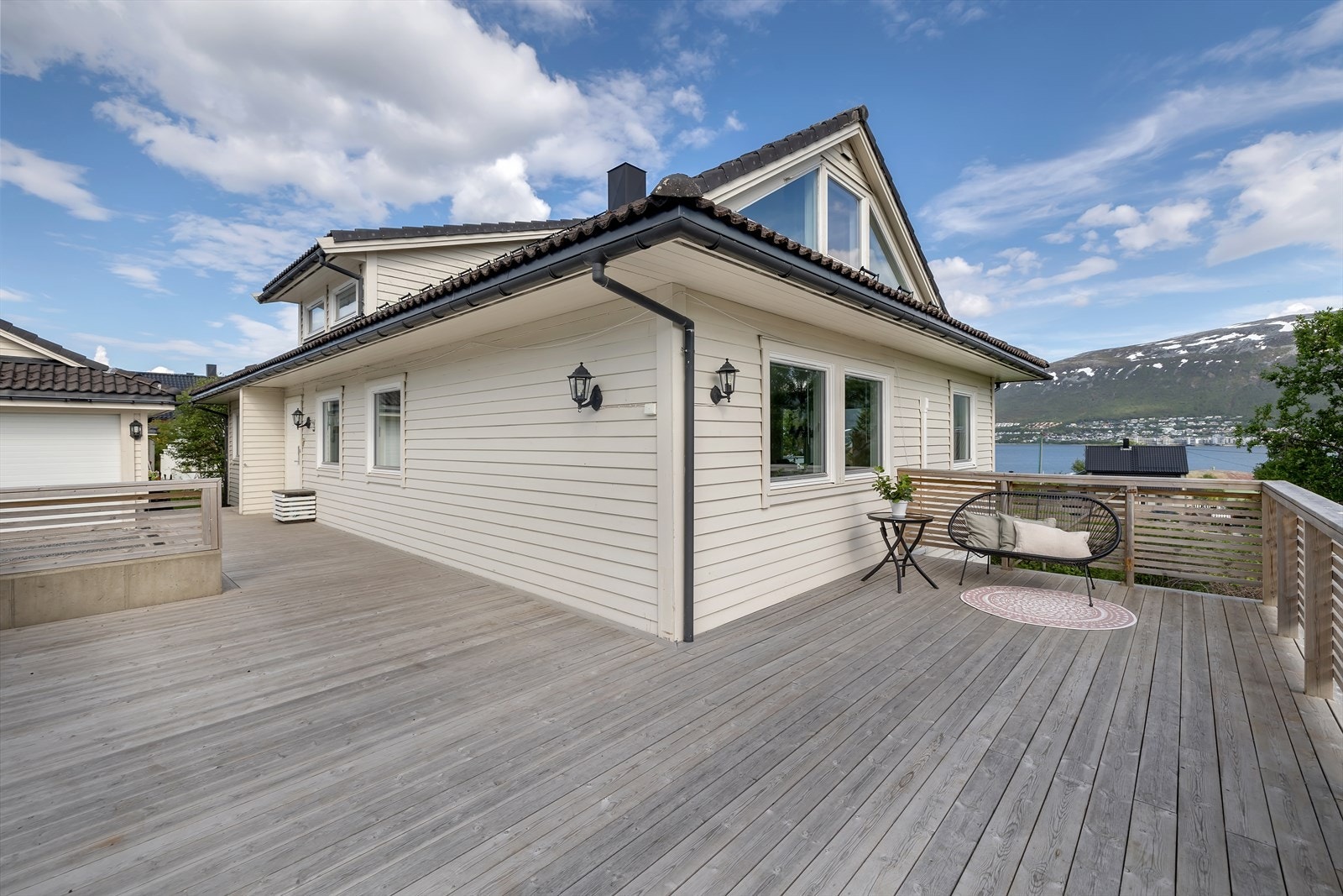 Er bare å flytte seg etter solen! Galleribilde