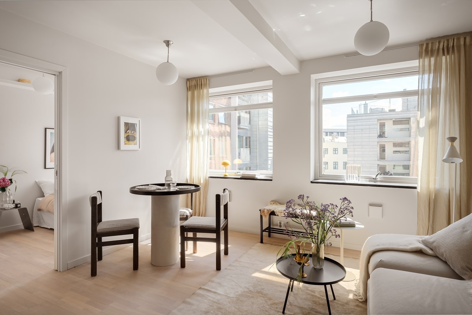 Leiligheten er nymalt i 2024, samt nyslipt gulv i 2024. Galleribilde