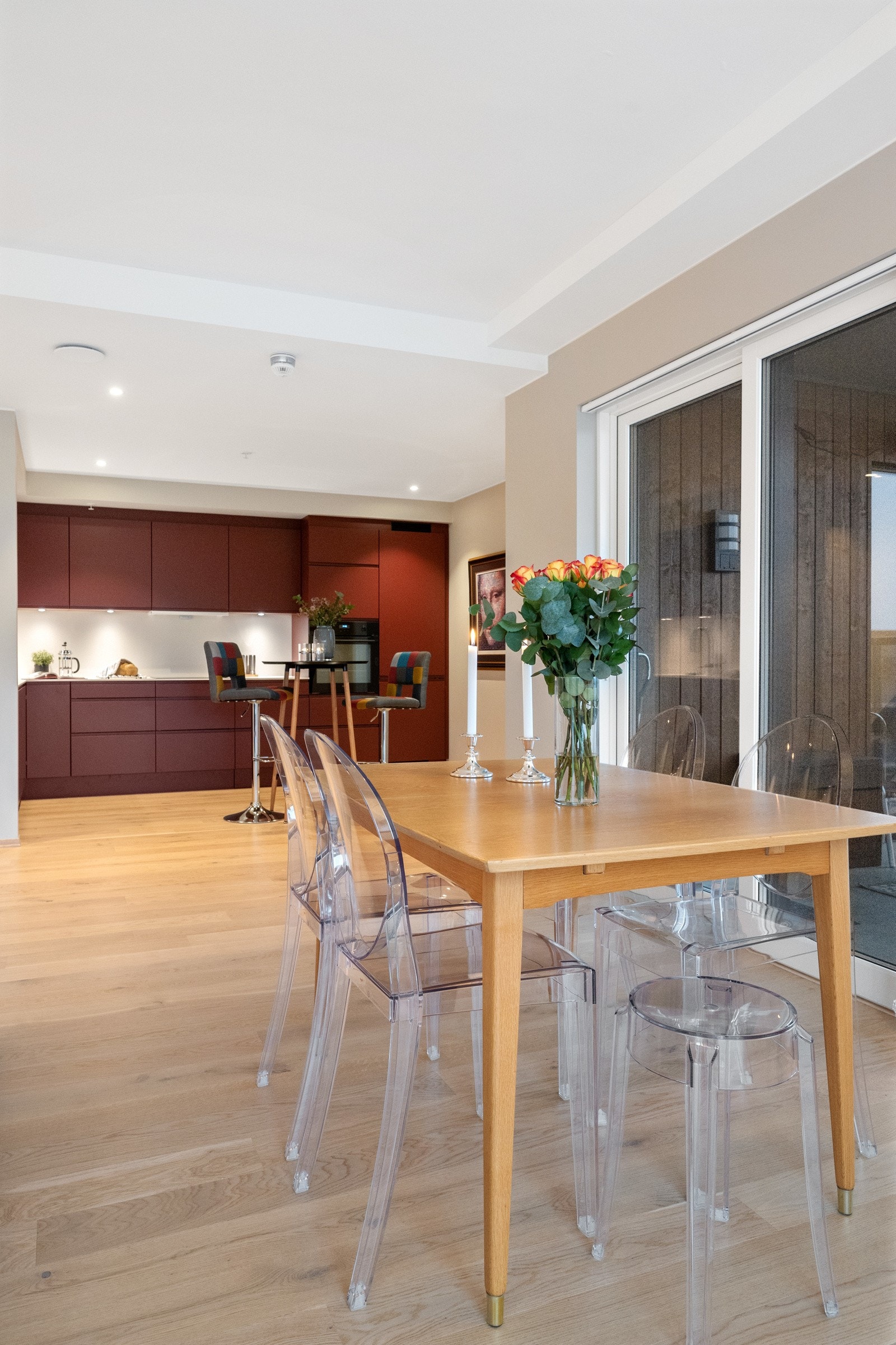 God plass til spisegruppe Galleribilde