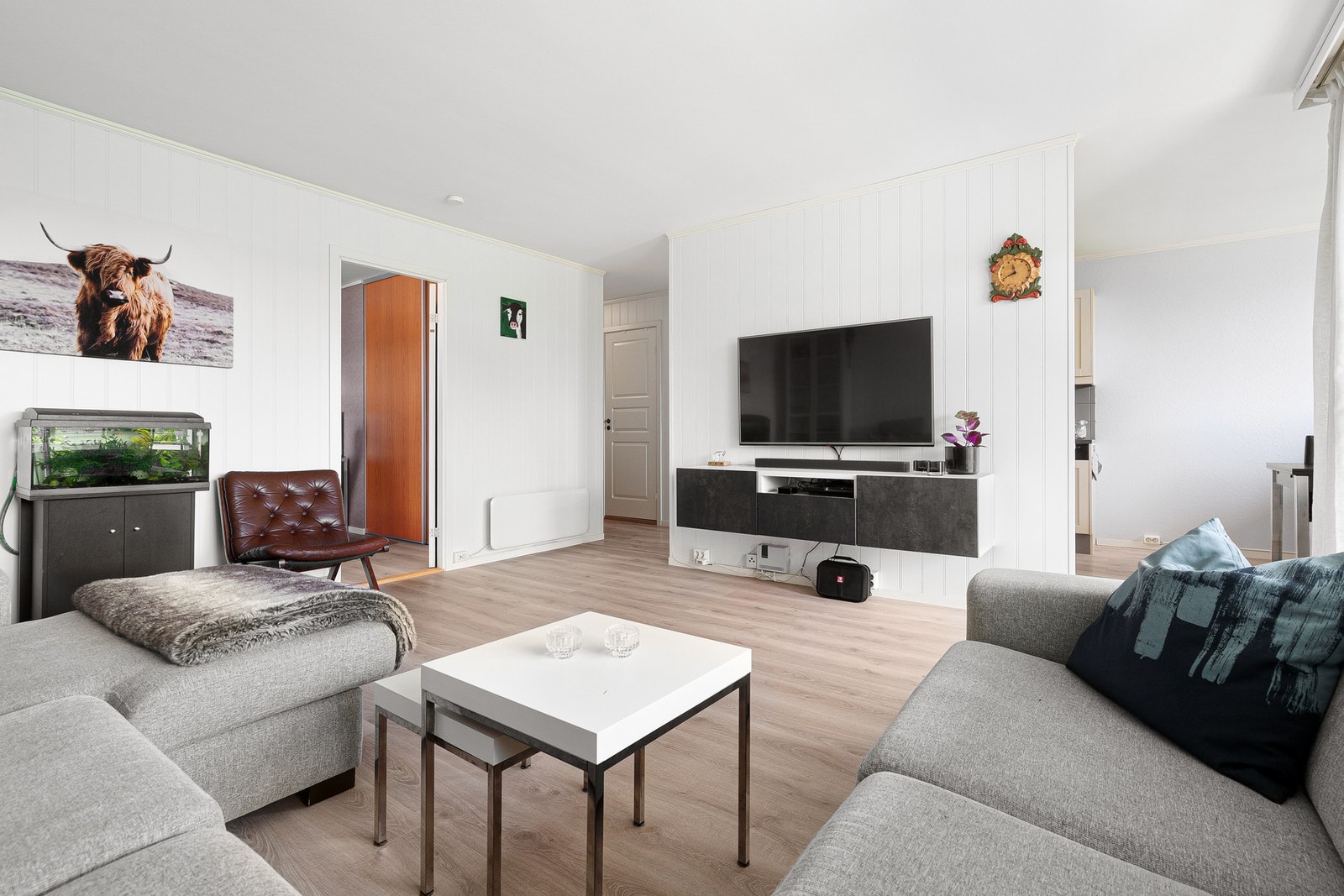 Romslig leilighet med bruksareal på 57 kvm og god planløsning med store oppholdsrom. Galleribilde