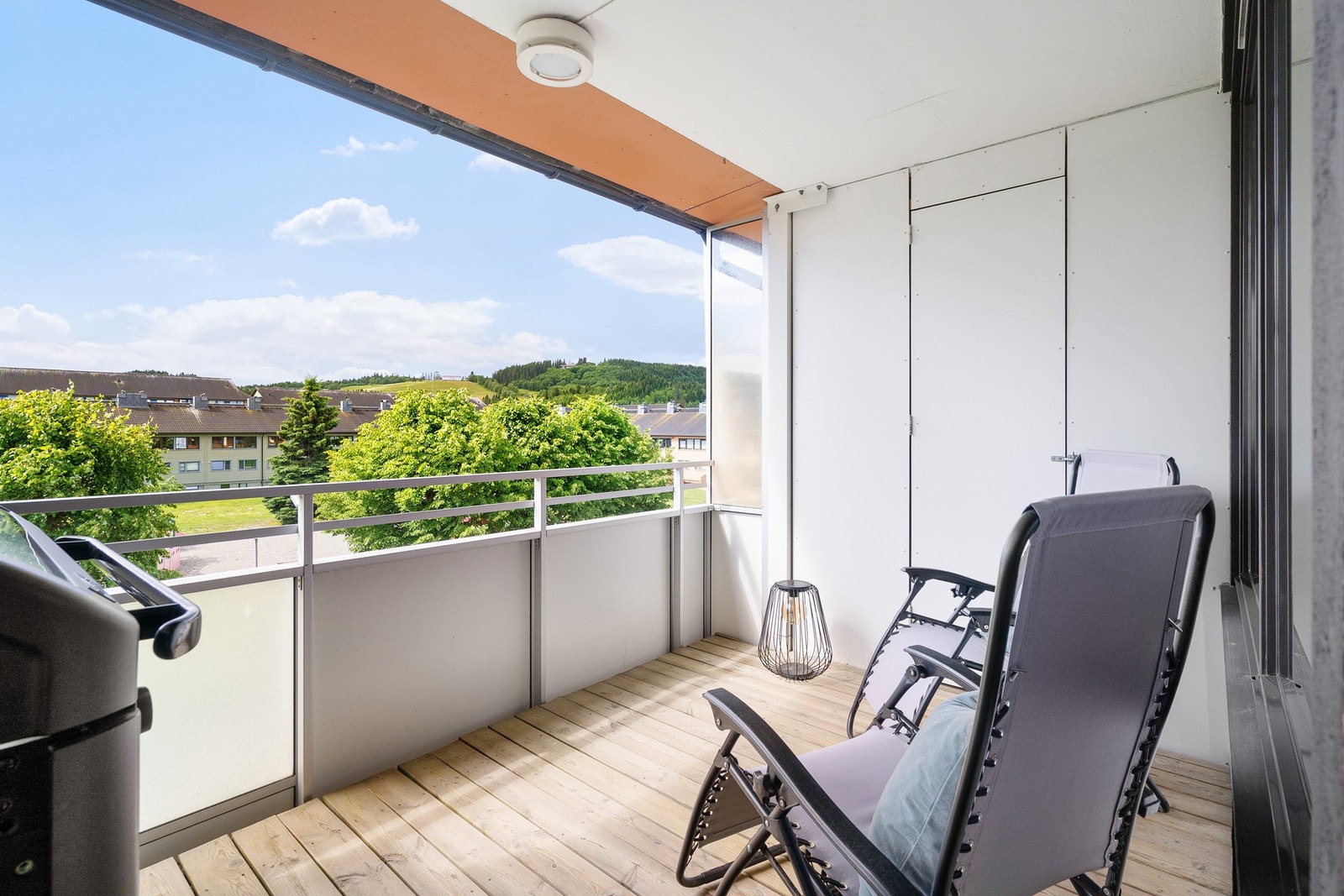 God plass til ønsket utemøblement og grill. Galleribilde