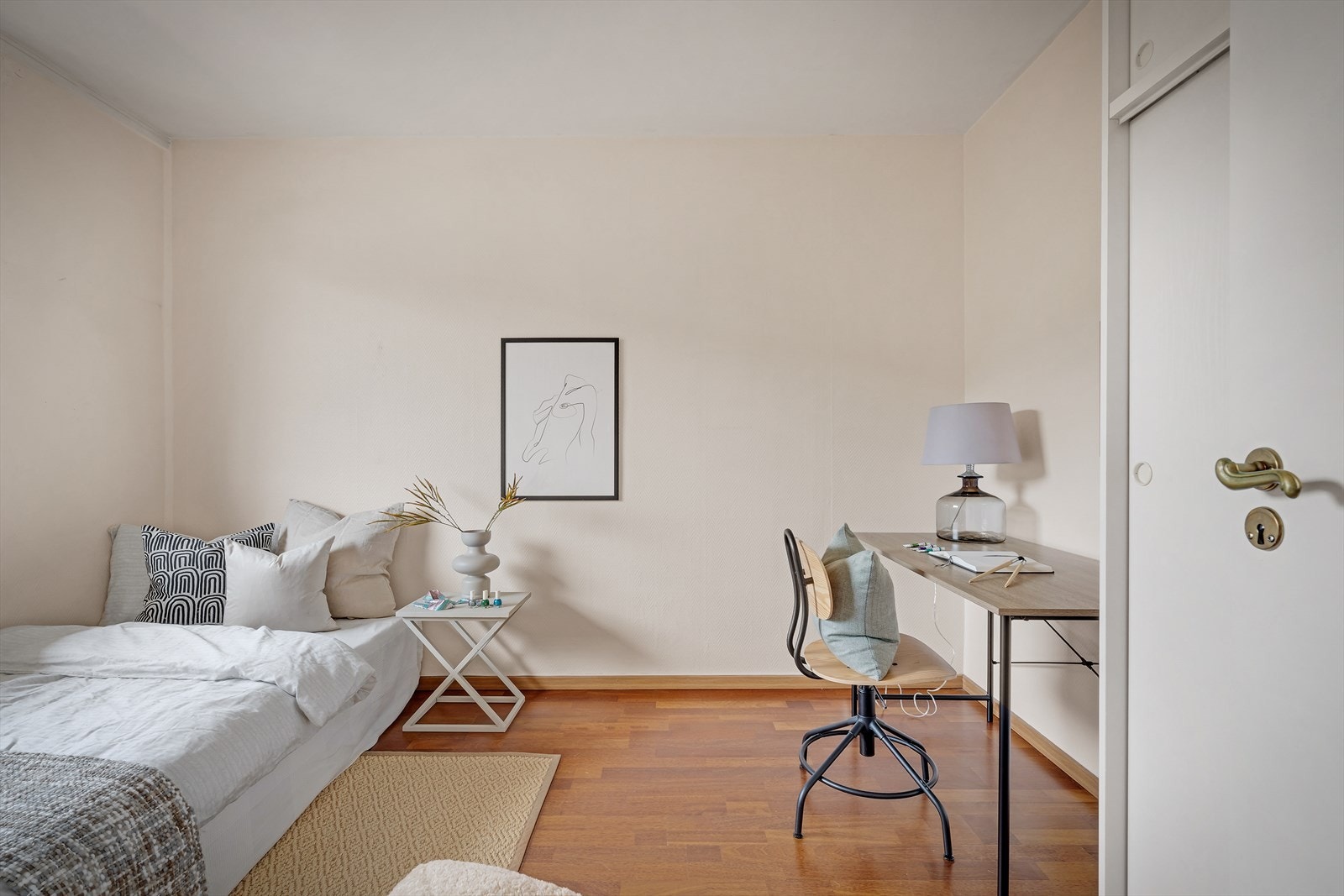 - Soverom 2 måler 10,1m² - Galleribilde