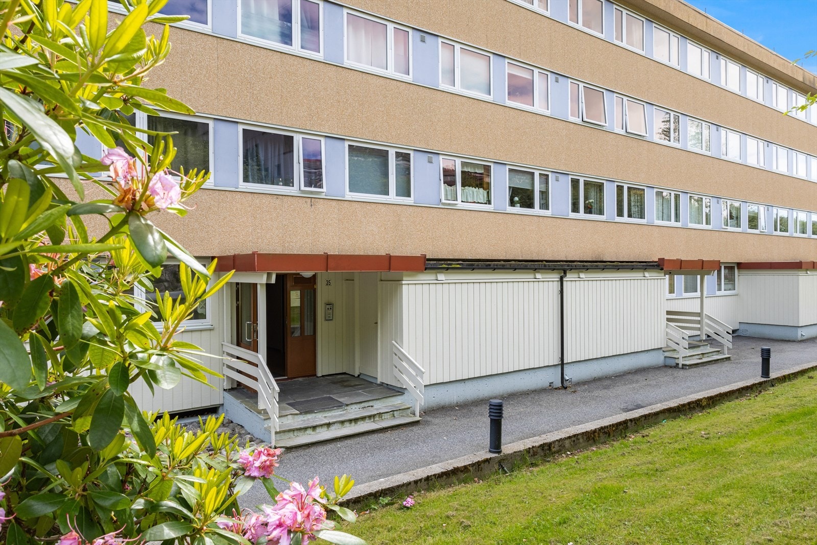 Trappefri adkomst Galleribilde