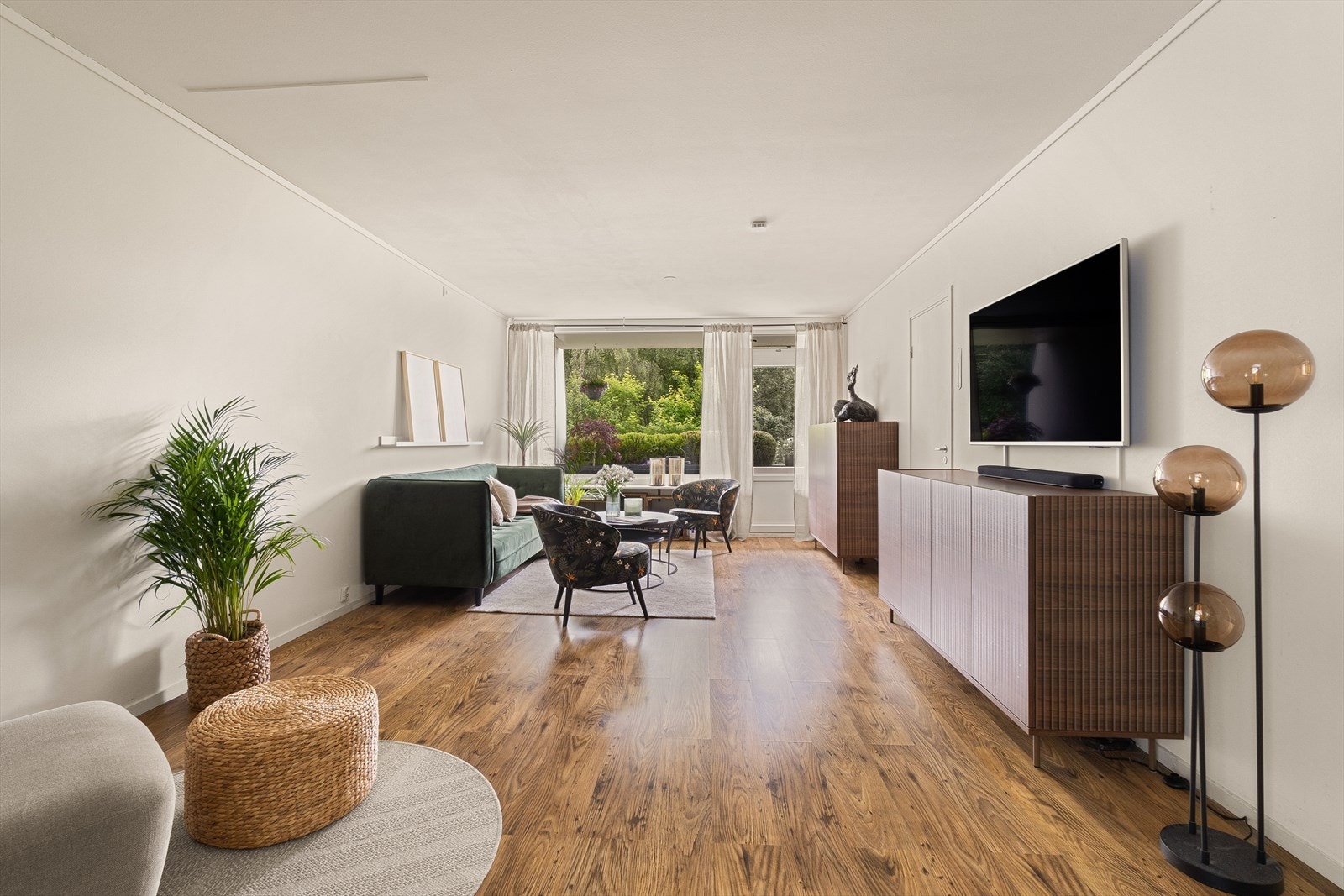 Pen og gjennomført stil Galleribilde