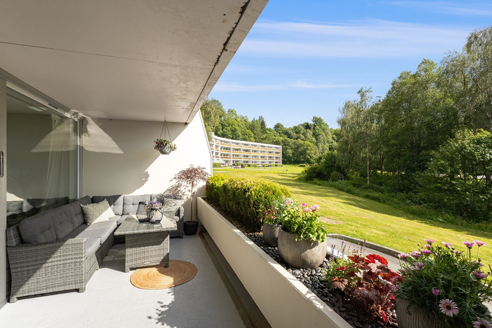 Velkommen til Liaflaten 35 - Presentert av Eiendomsmegler Vest ved Håvard Lundgren Galleribilde