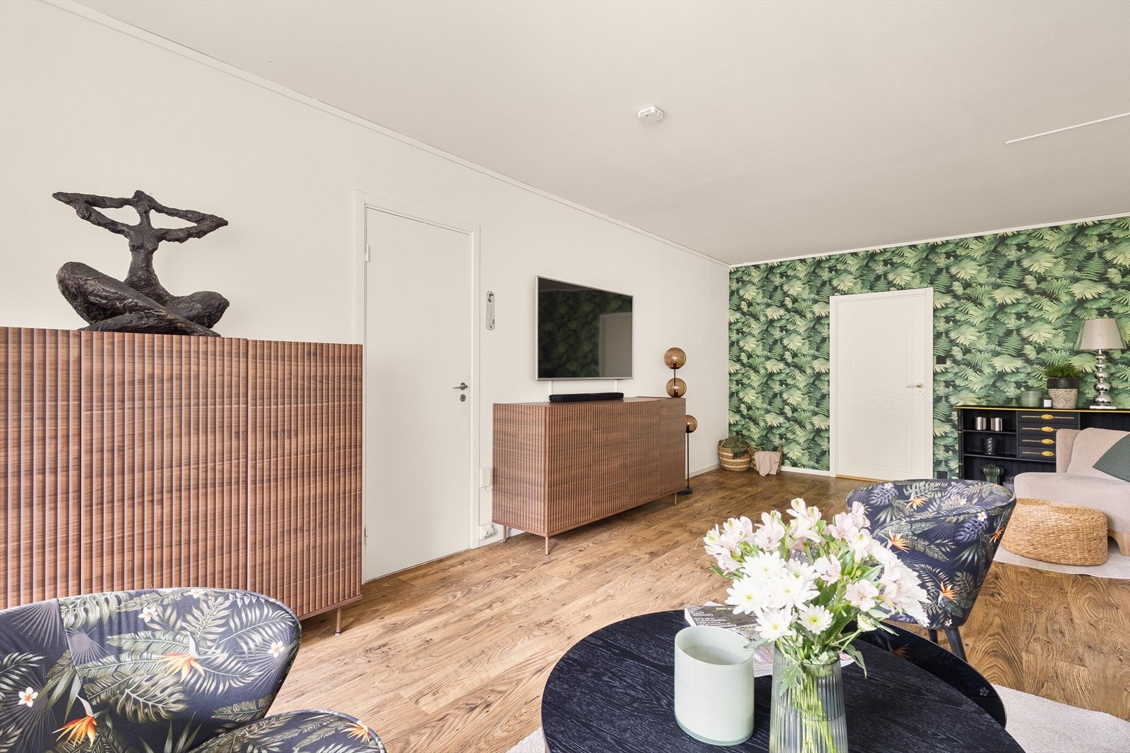 Leiligheten er lys og trivelig Galleribilde