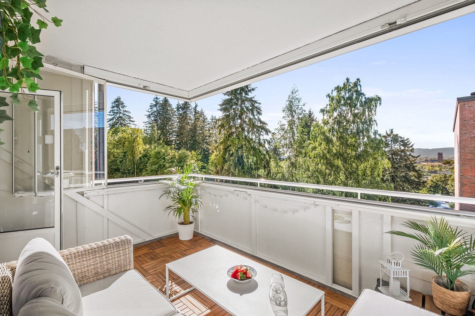 De innglassede feltene kan enkelt skyves til side når man ønsker det. Galleribilde