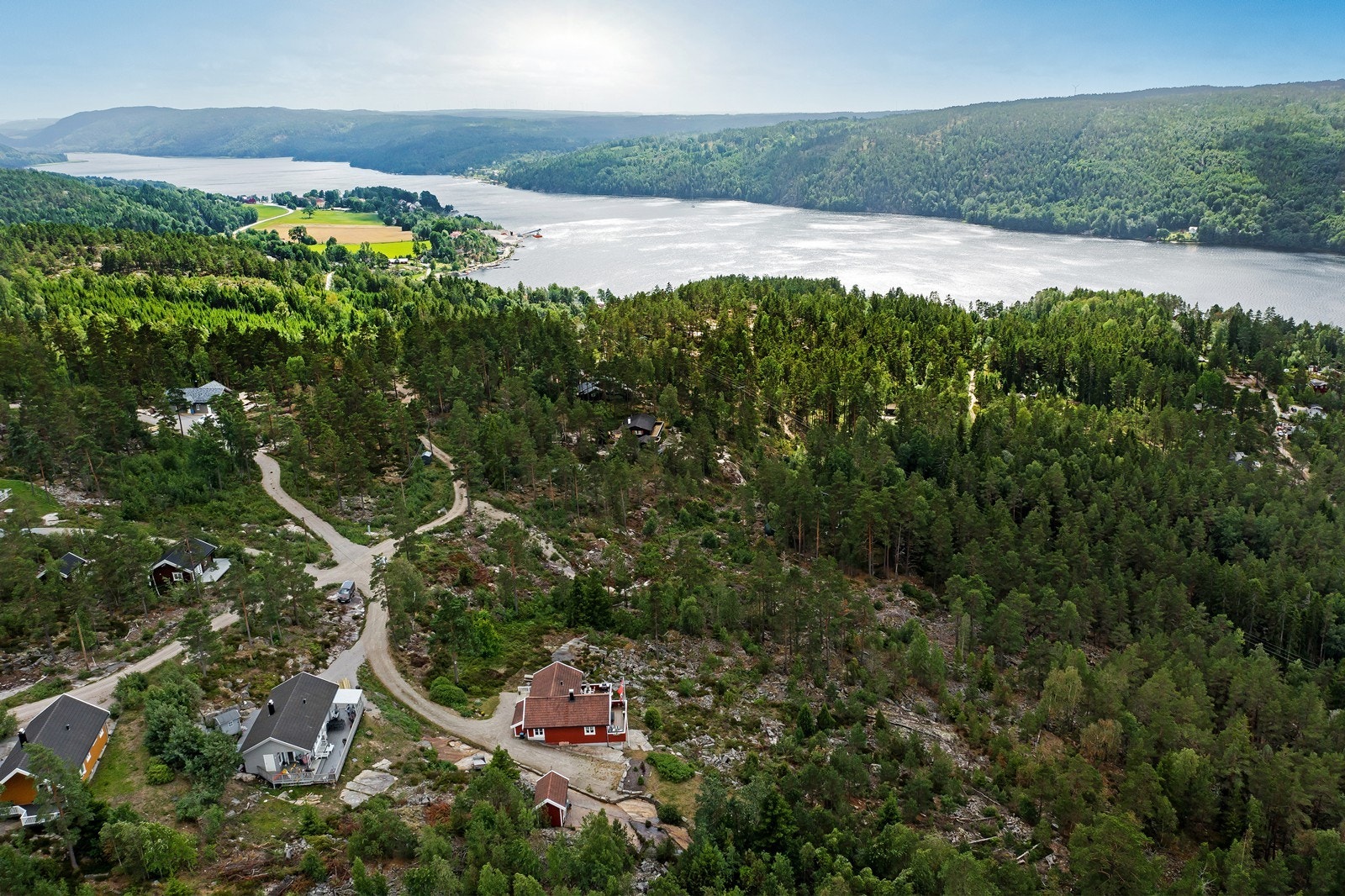 Dronefoto terreng Galleribilde