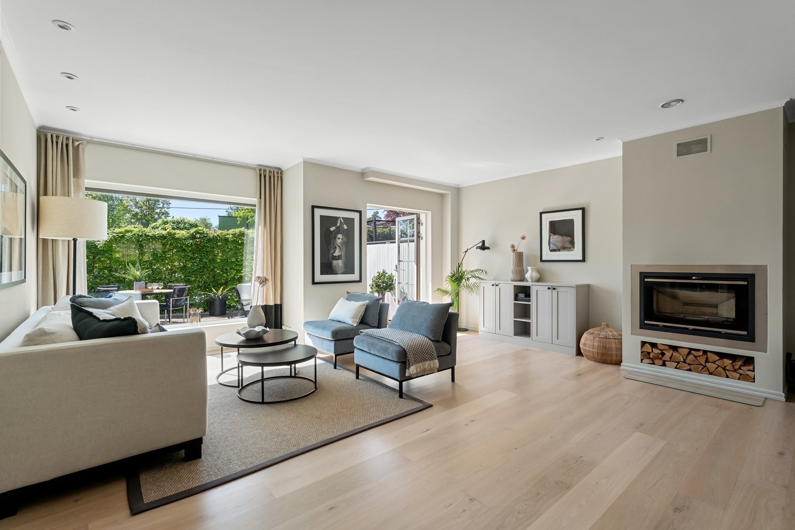 Peis i stue som skaper hyggelig stemning. Galleribilde