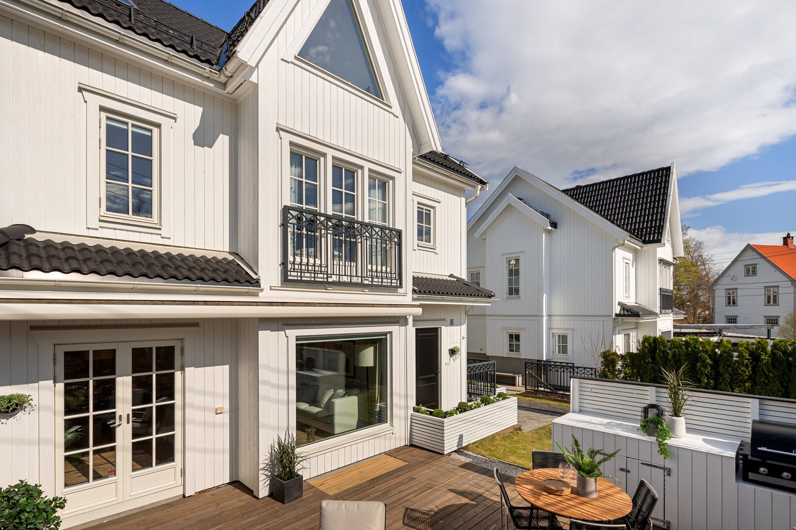 Hyggelig uteplass Galleribilde