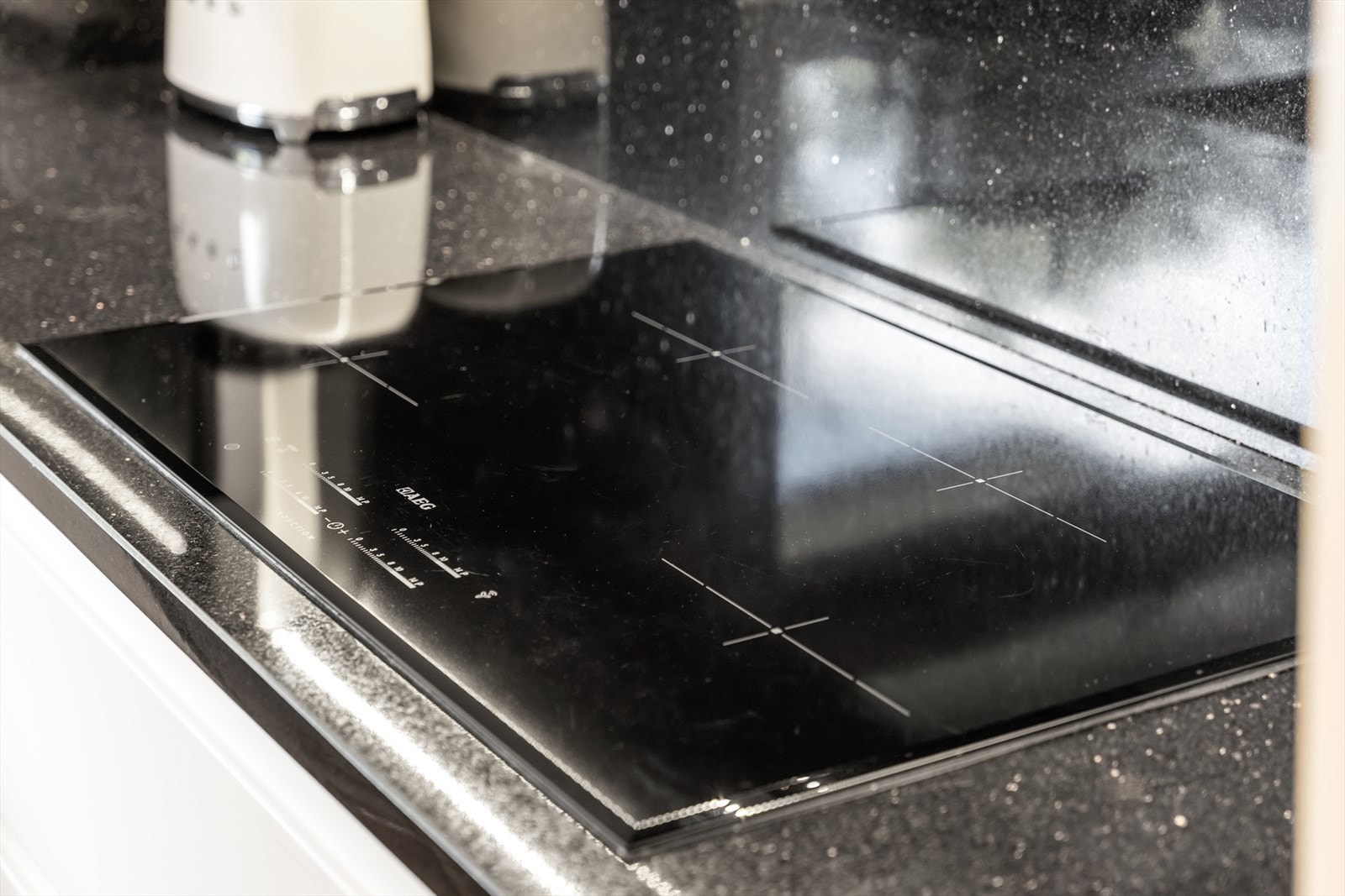 Induksjonstopp fra AEG. Galleribilde