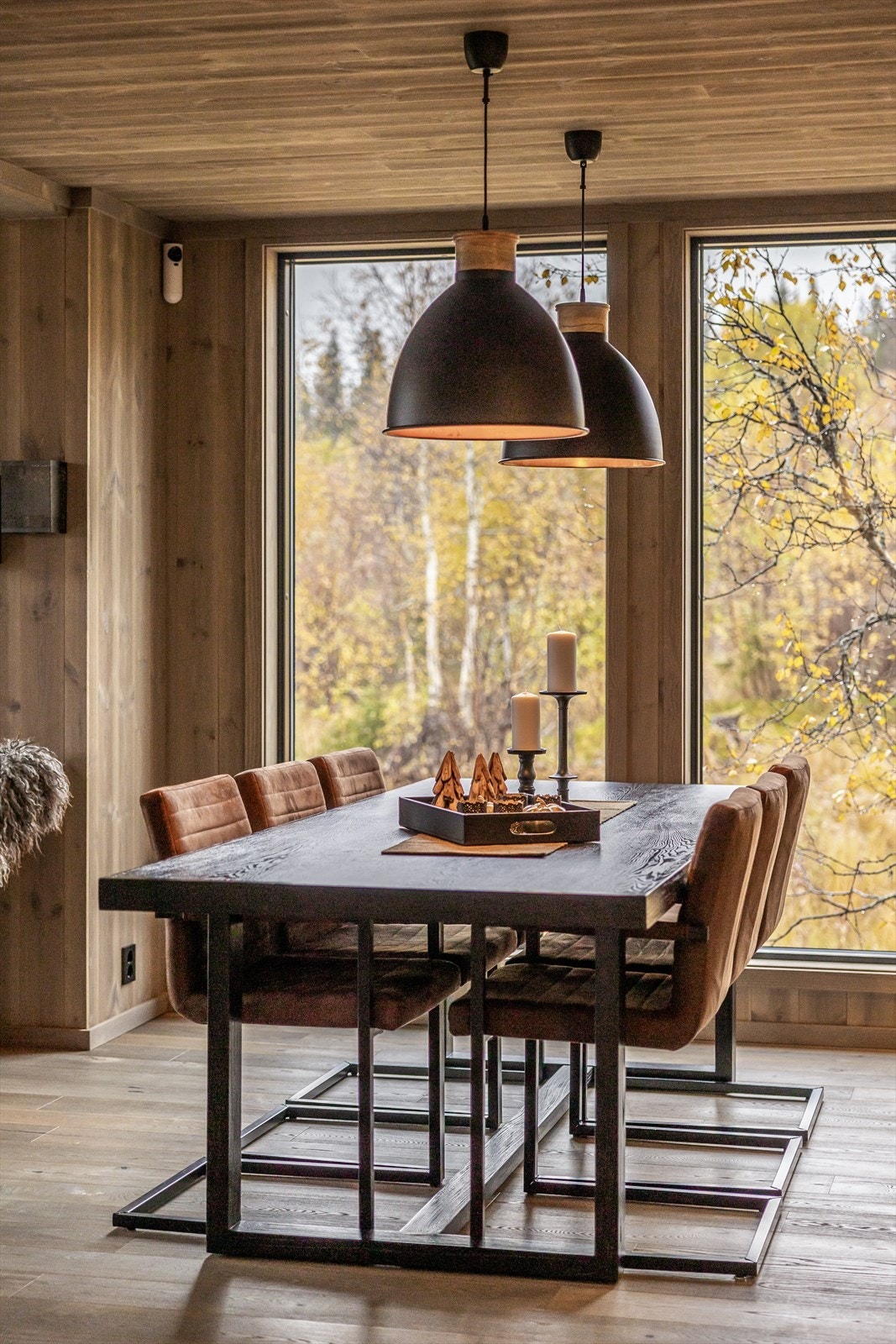 Spisebord. Galleribilde