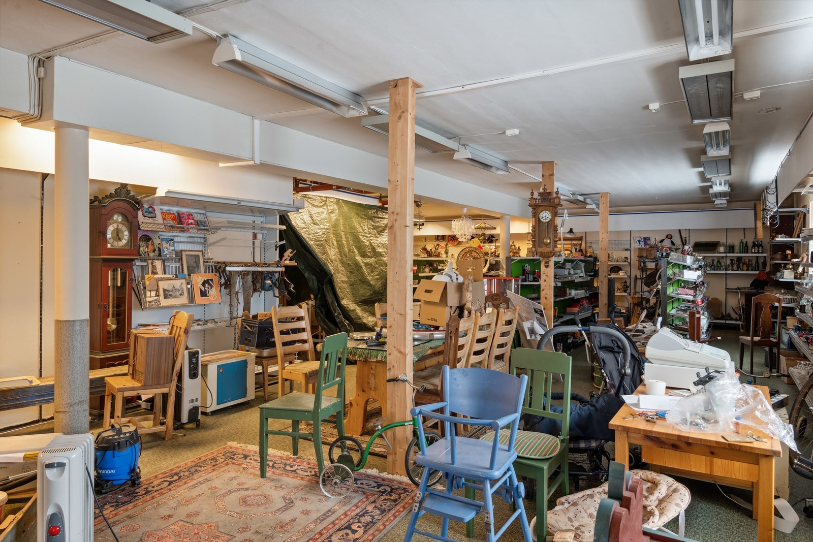 Fra 1.etasje. Galleribilde